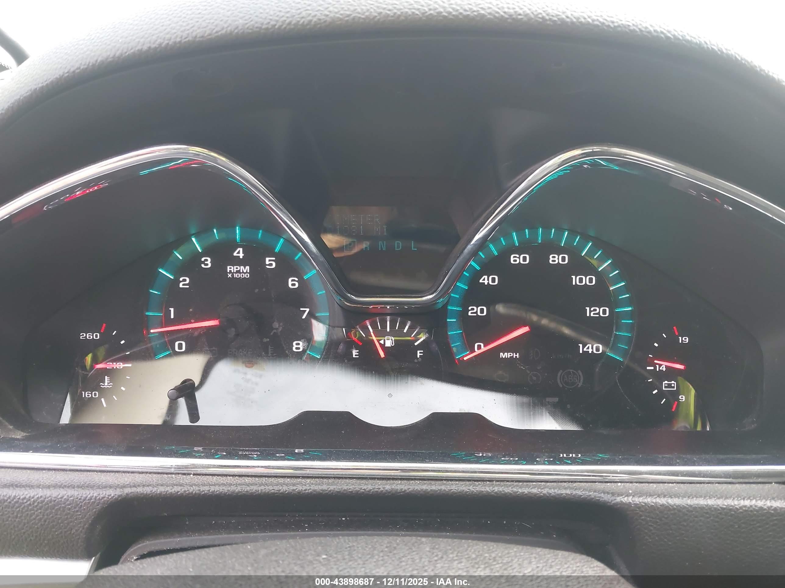 CHEVROLET TRAVERSE image 7