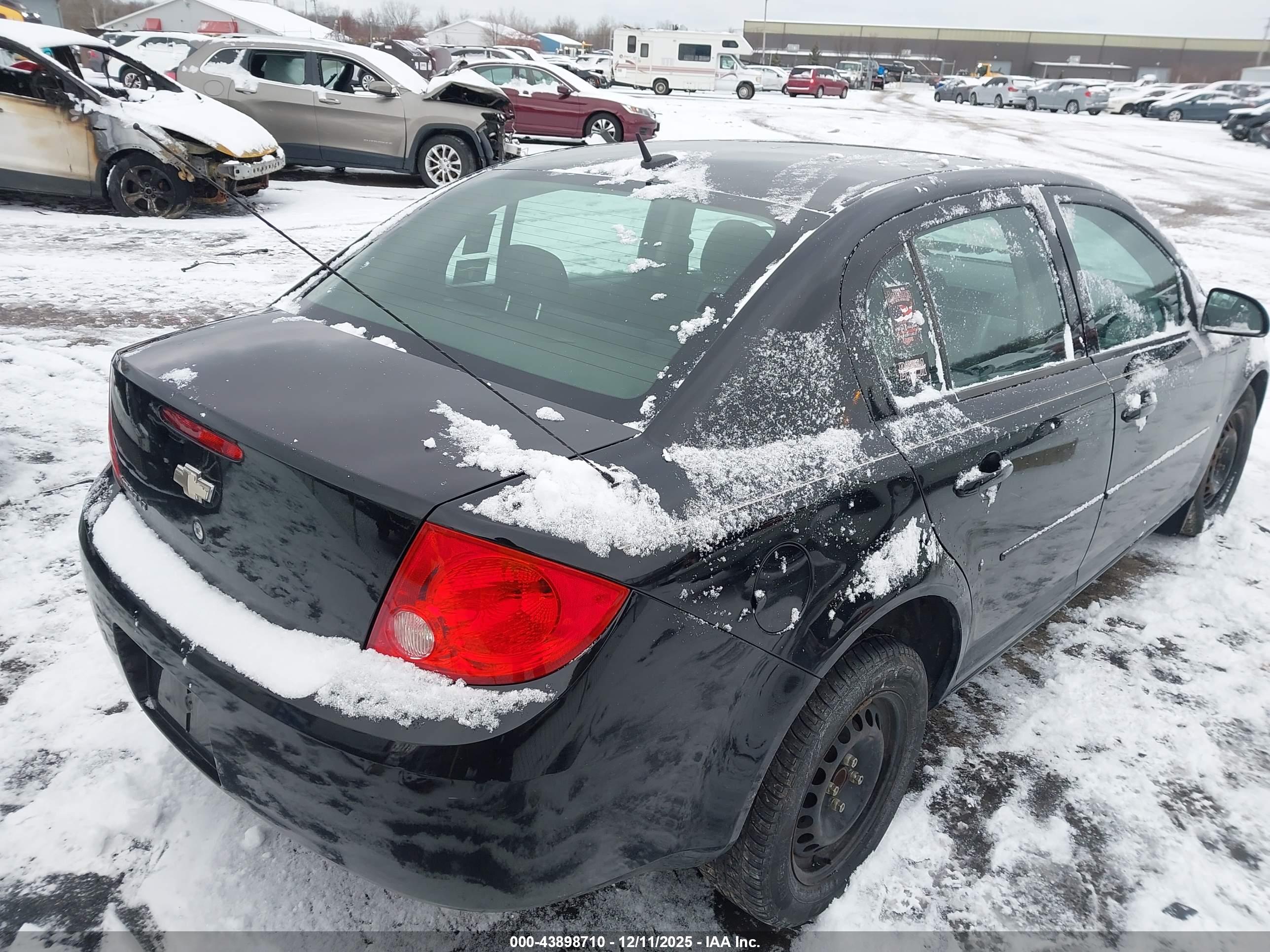 CHEVROLET COBALT image 4