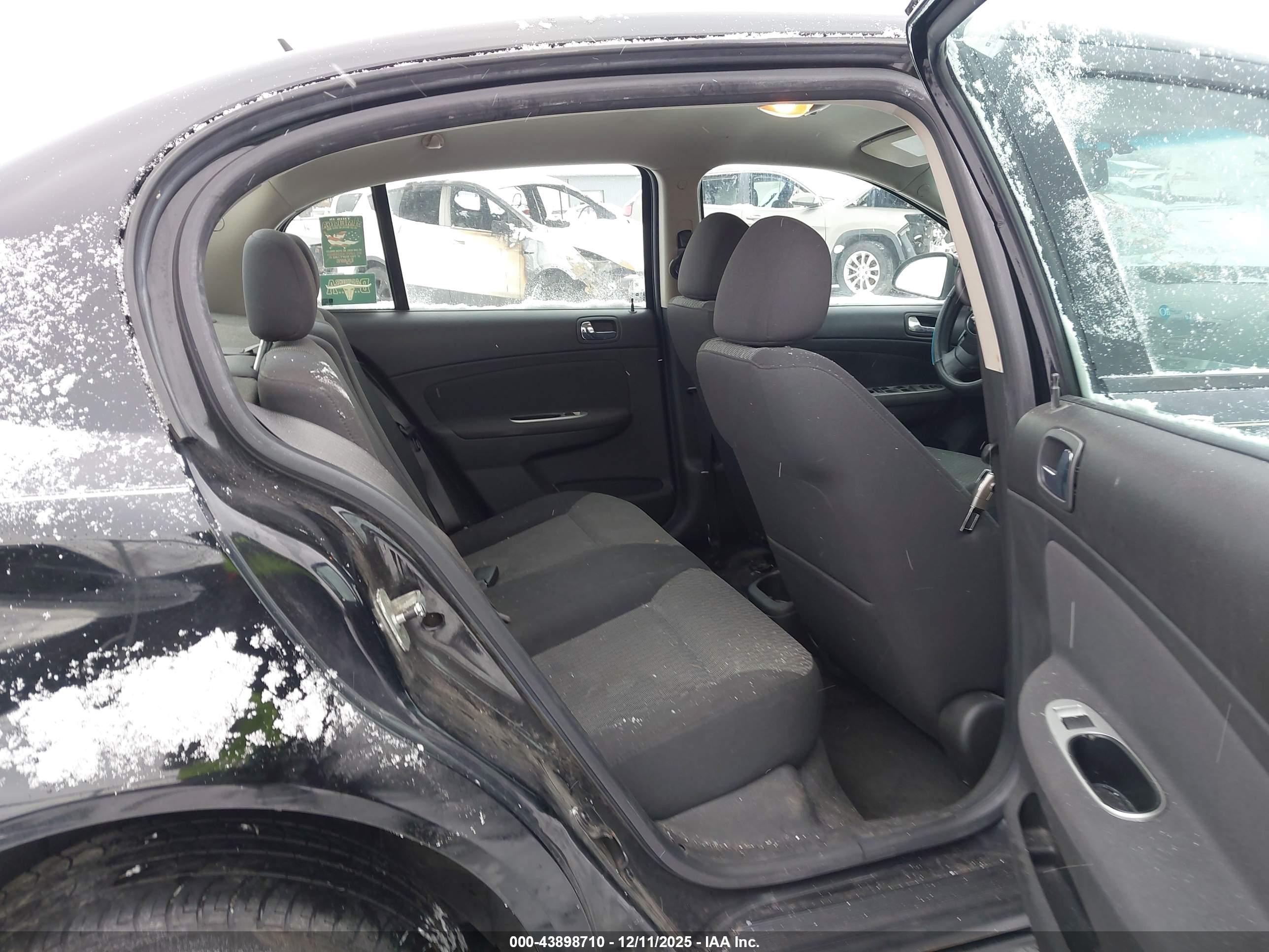 CHEVROLET COBALT image 8