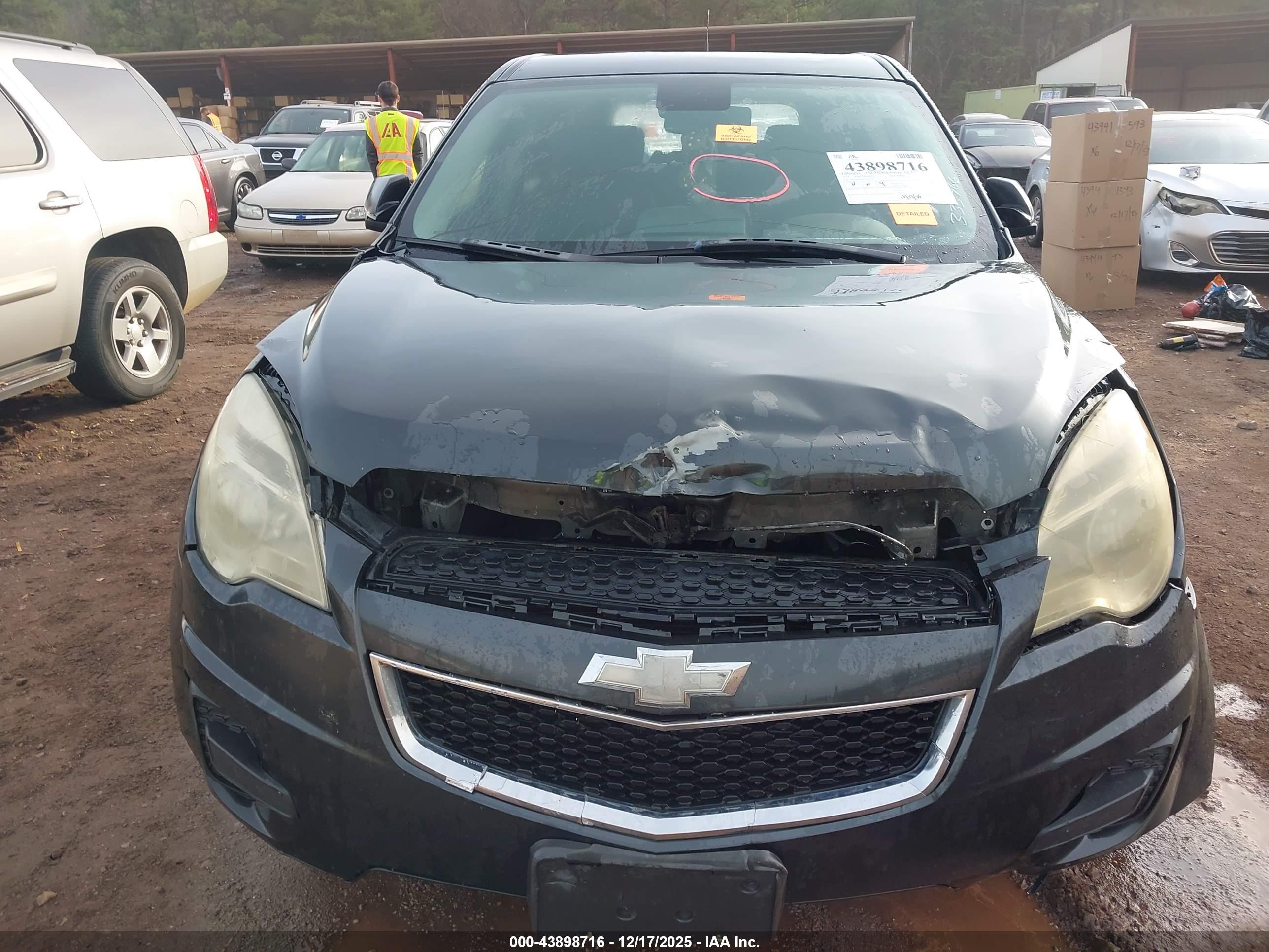CHEVROLET EQUINOX image 6