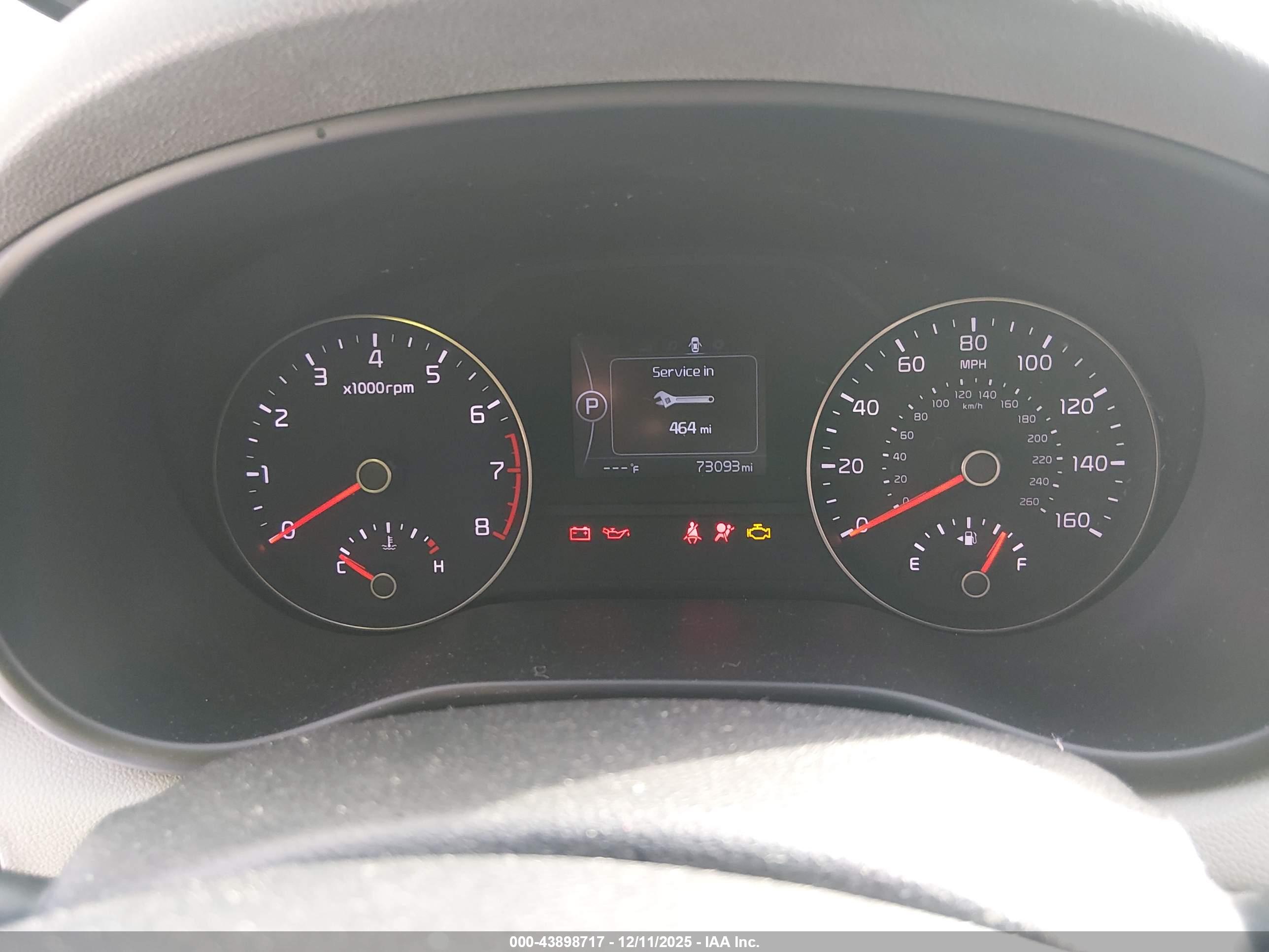KIA SPORTAGE image 7