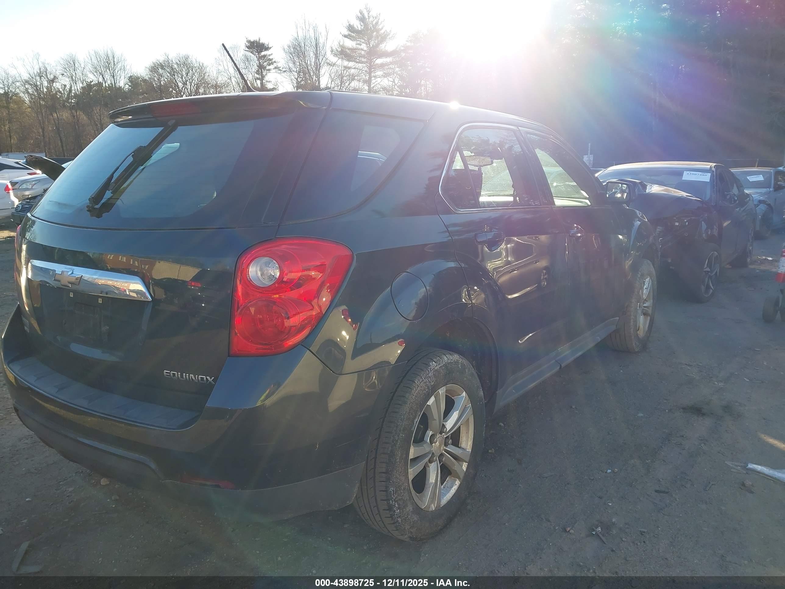 CHEVROLET EQUINOX image 4