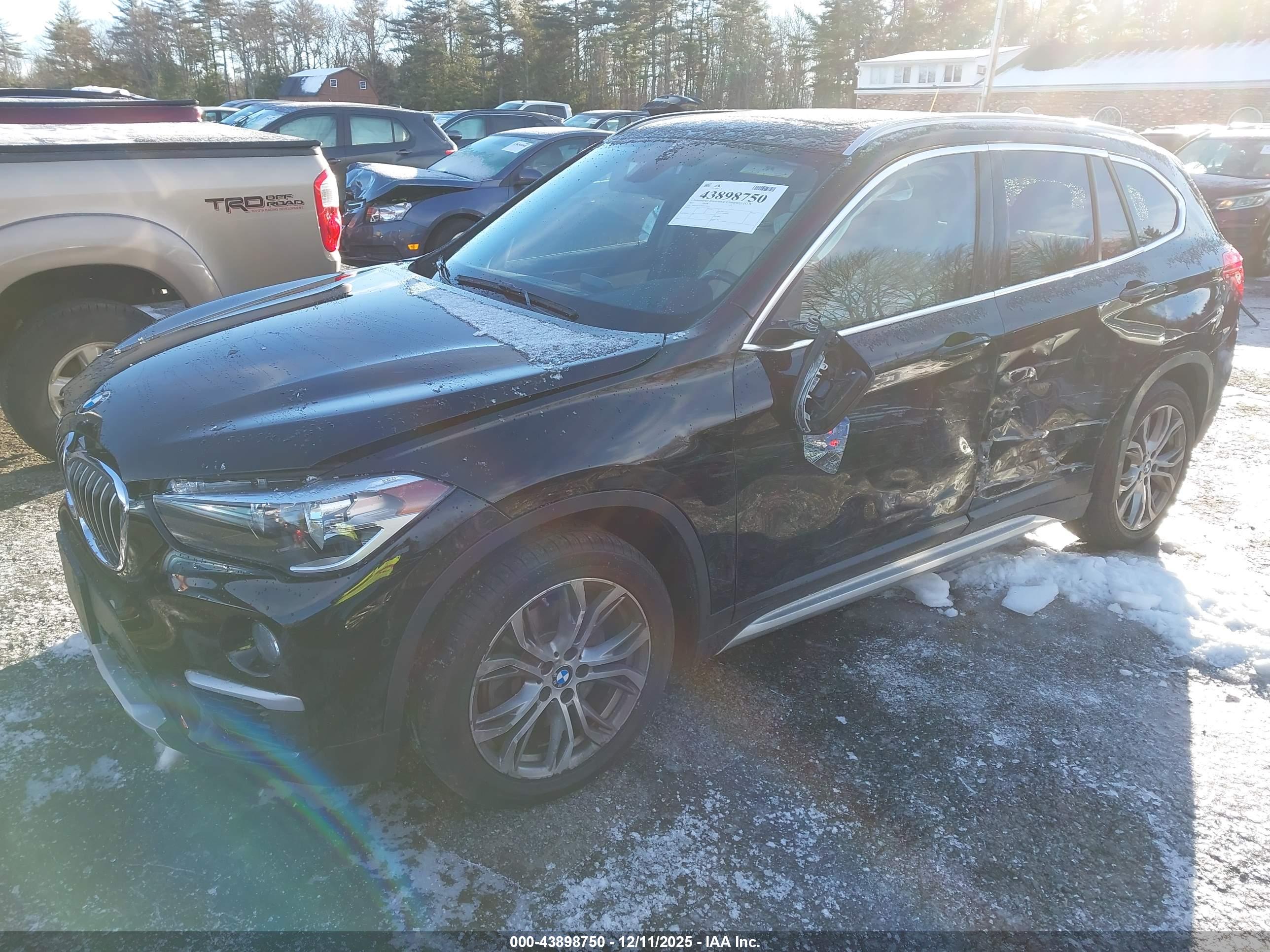 BMW X1 image 2