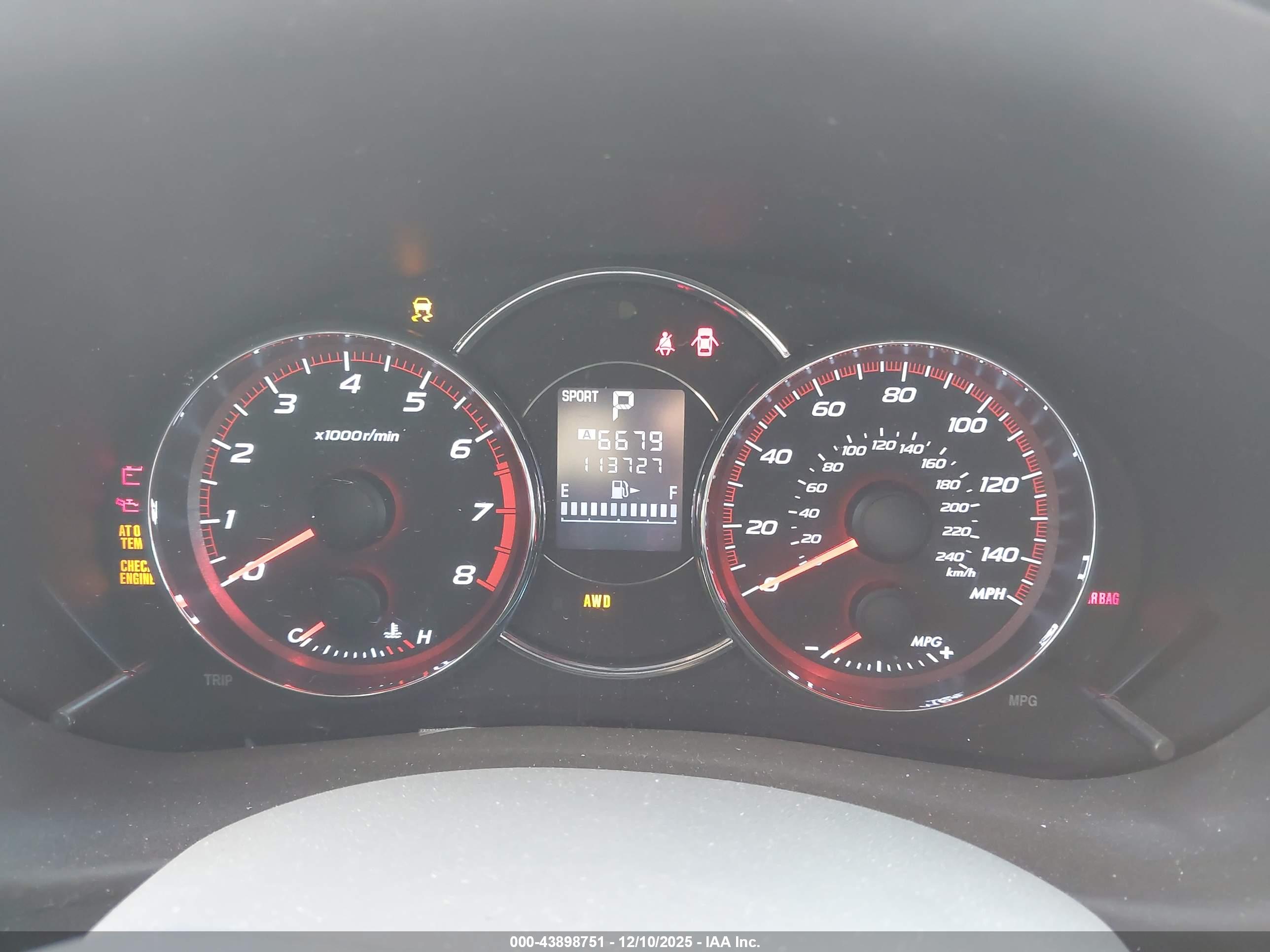 SUBARU FORESTER image 7