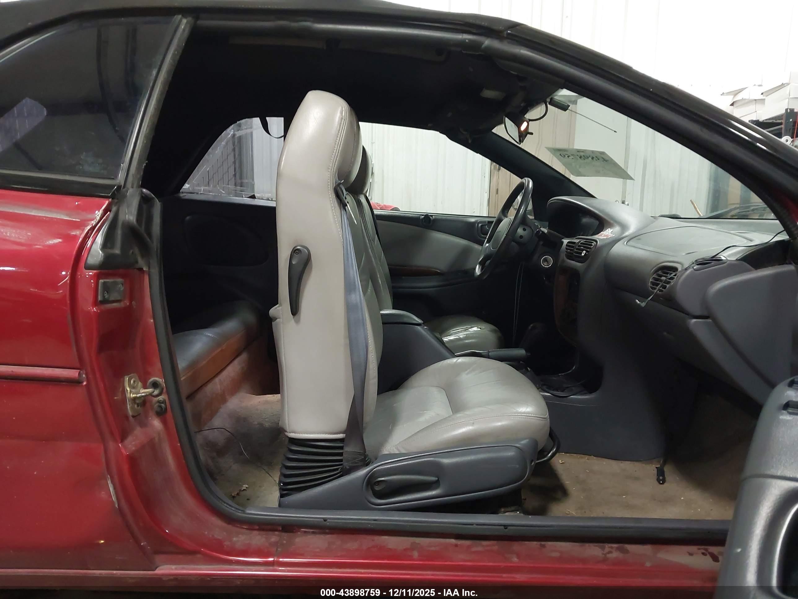 CHRYSLER SEBRING image 5