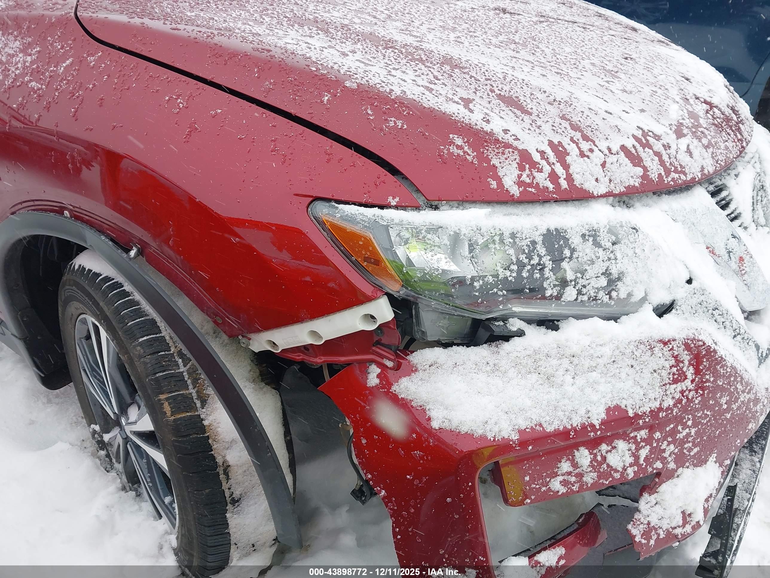 NISSAN ROGUE image 6