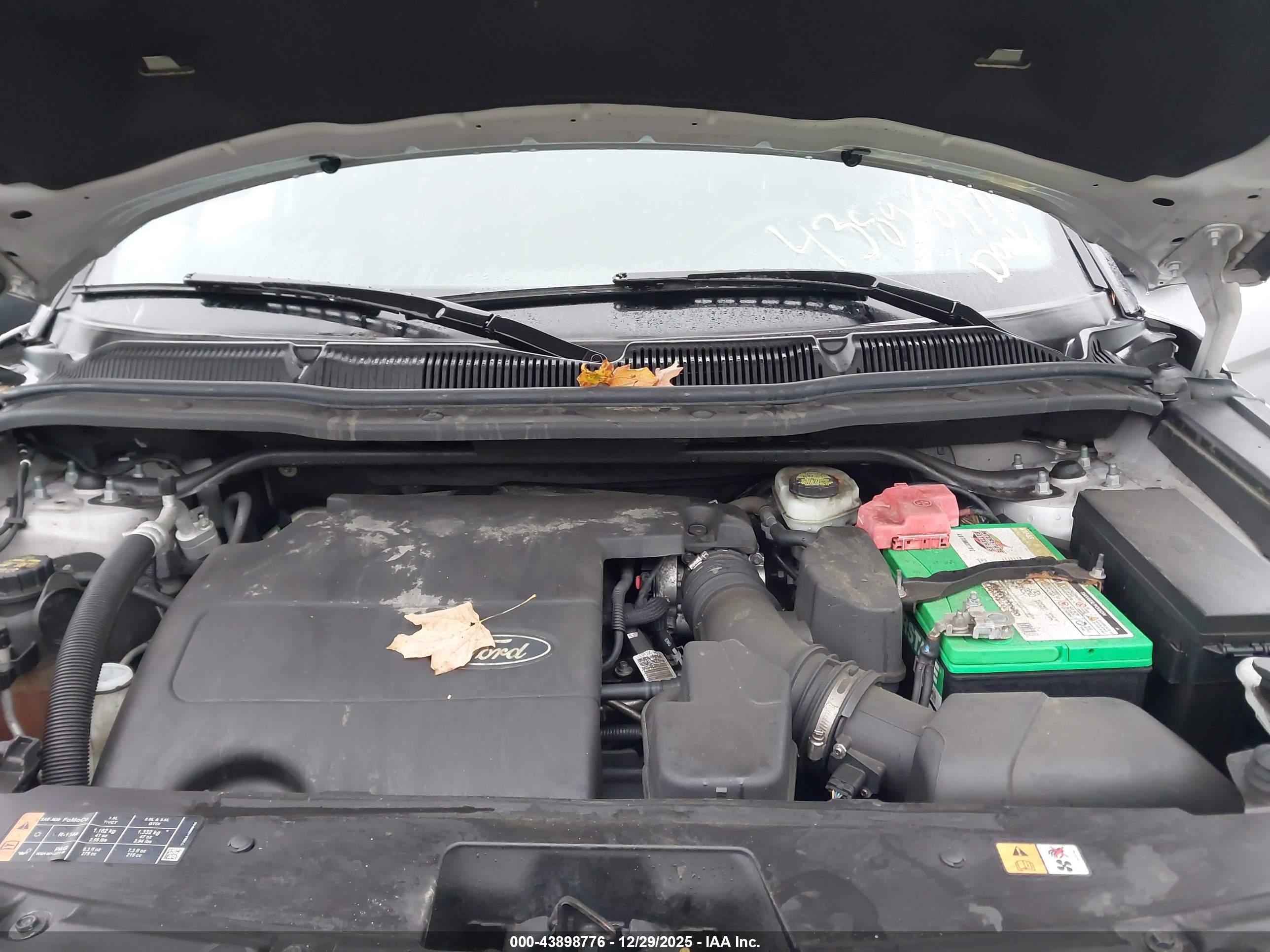 FORD EXPLORER image 10