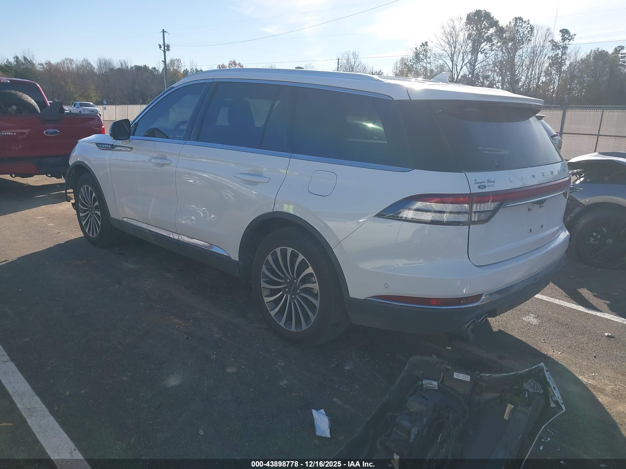 LINCOLN AVIATOR image 3