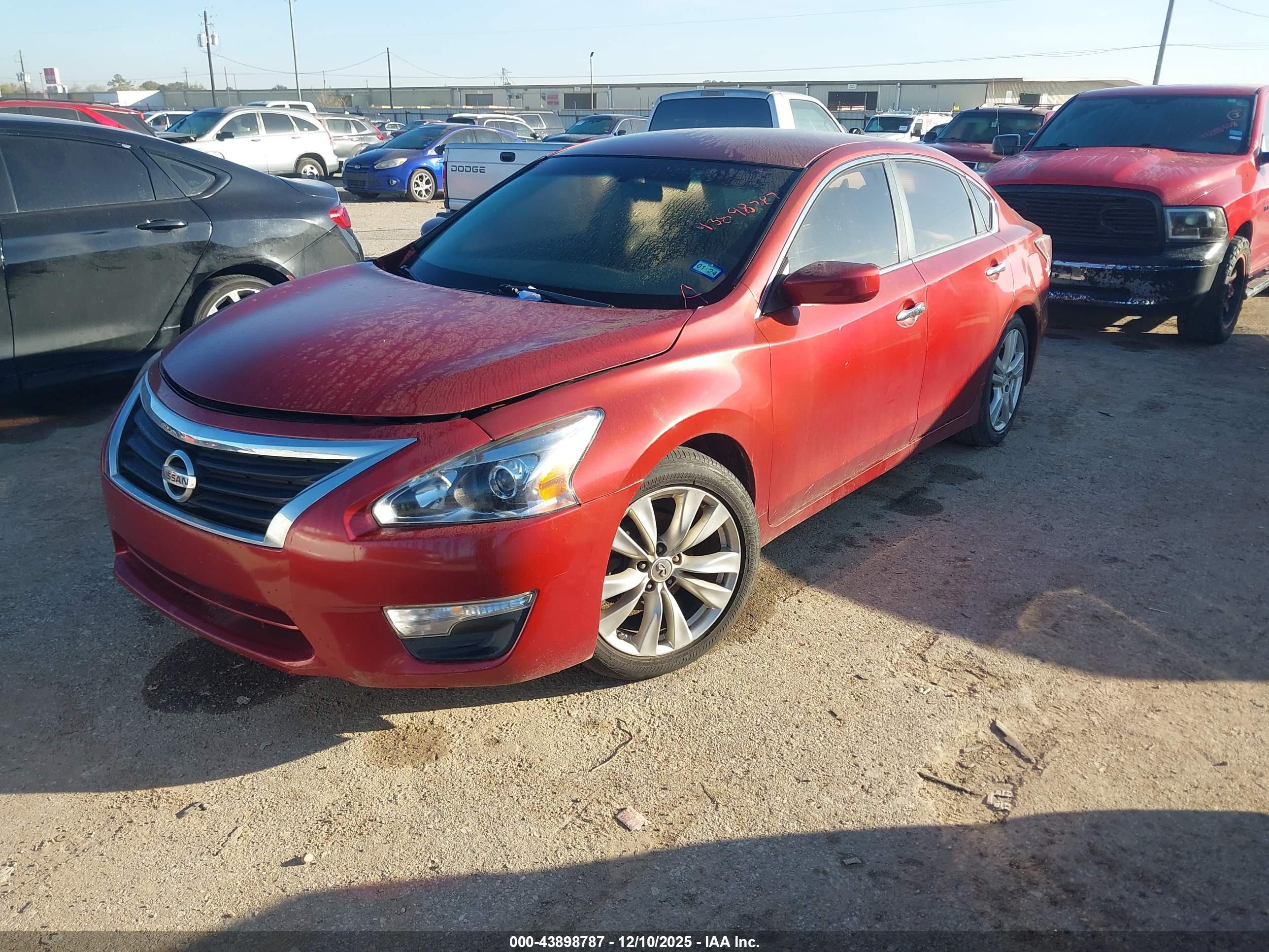 NISSAN ALTIMA image 2