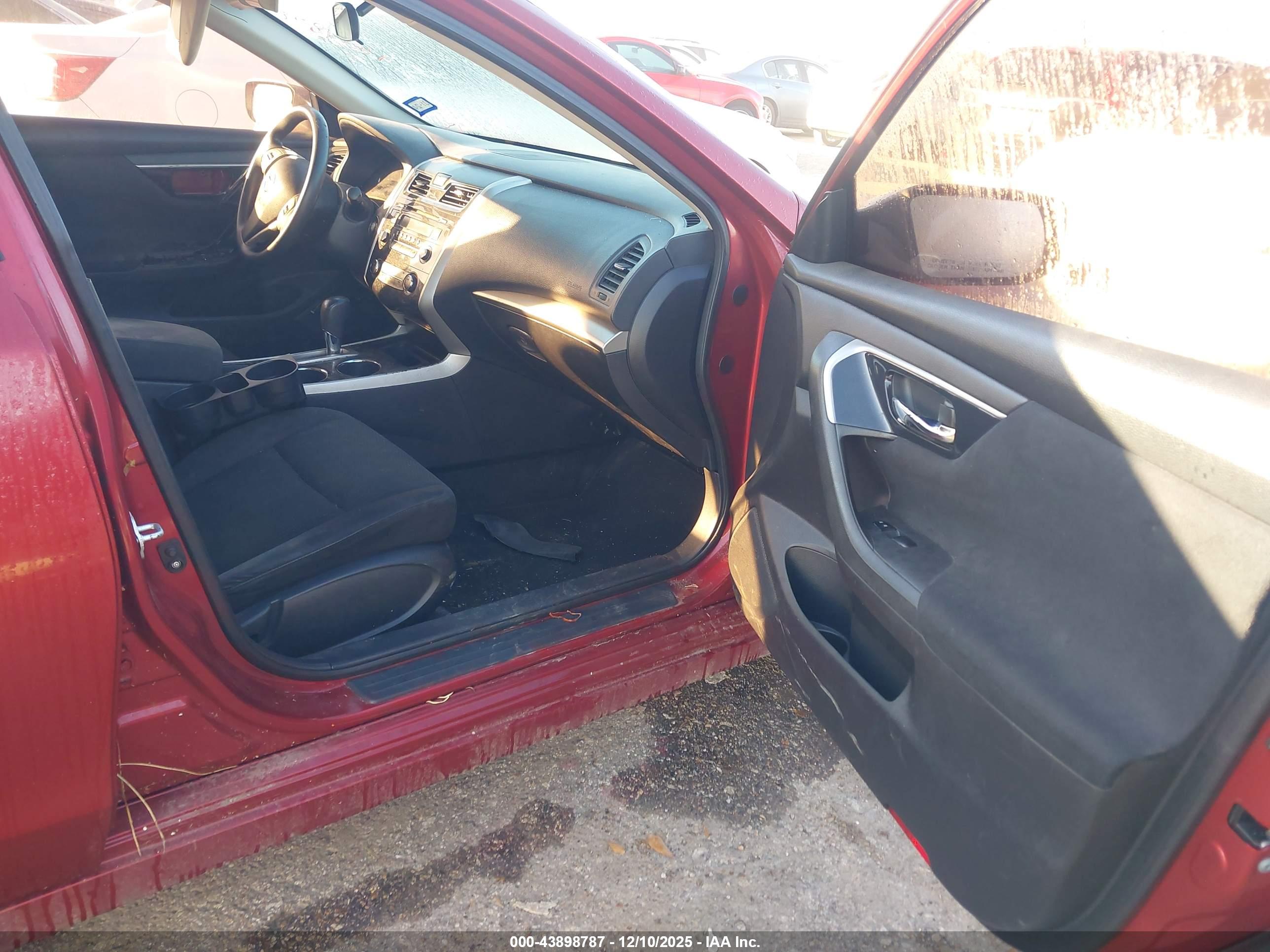 NISSAN ALTIMA image 5