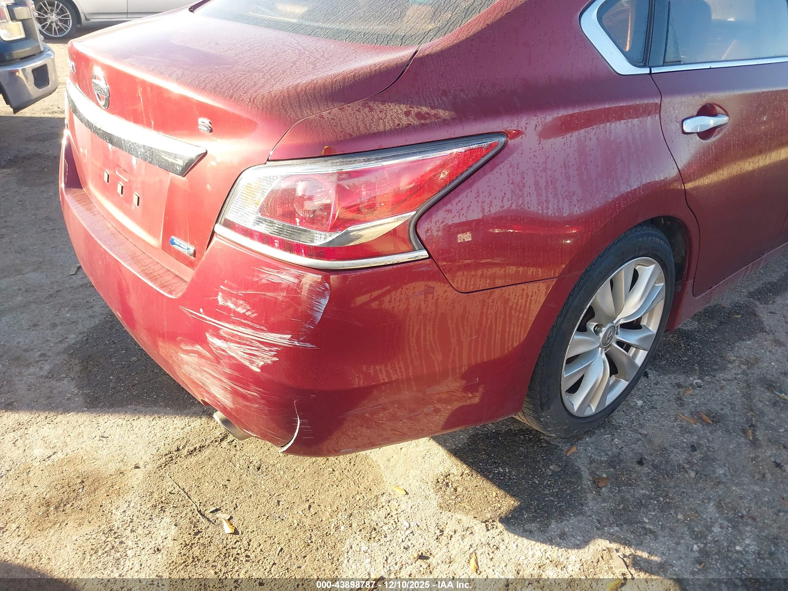 NISSAN ALTIMA image 6