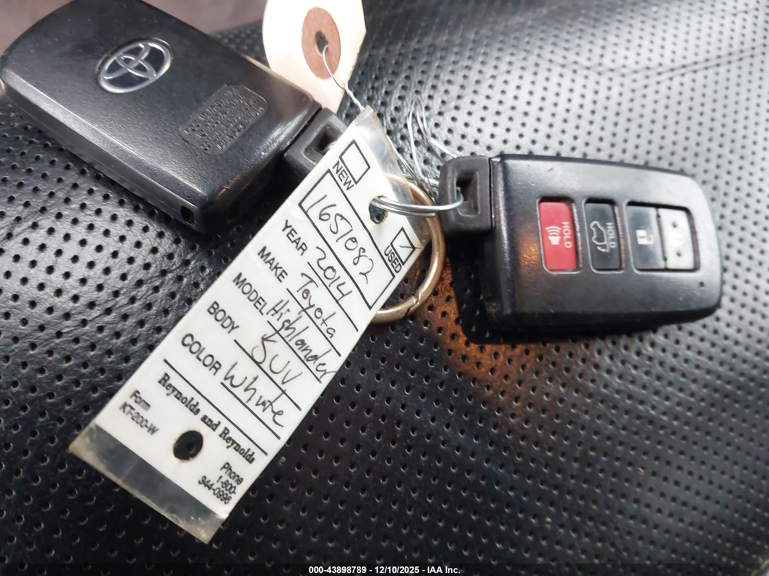 TOYOTA HIGHLANDER image 11