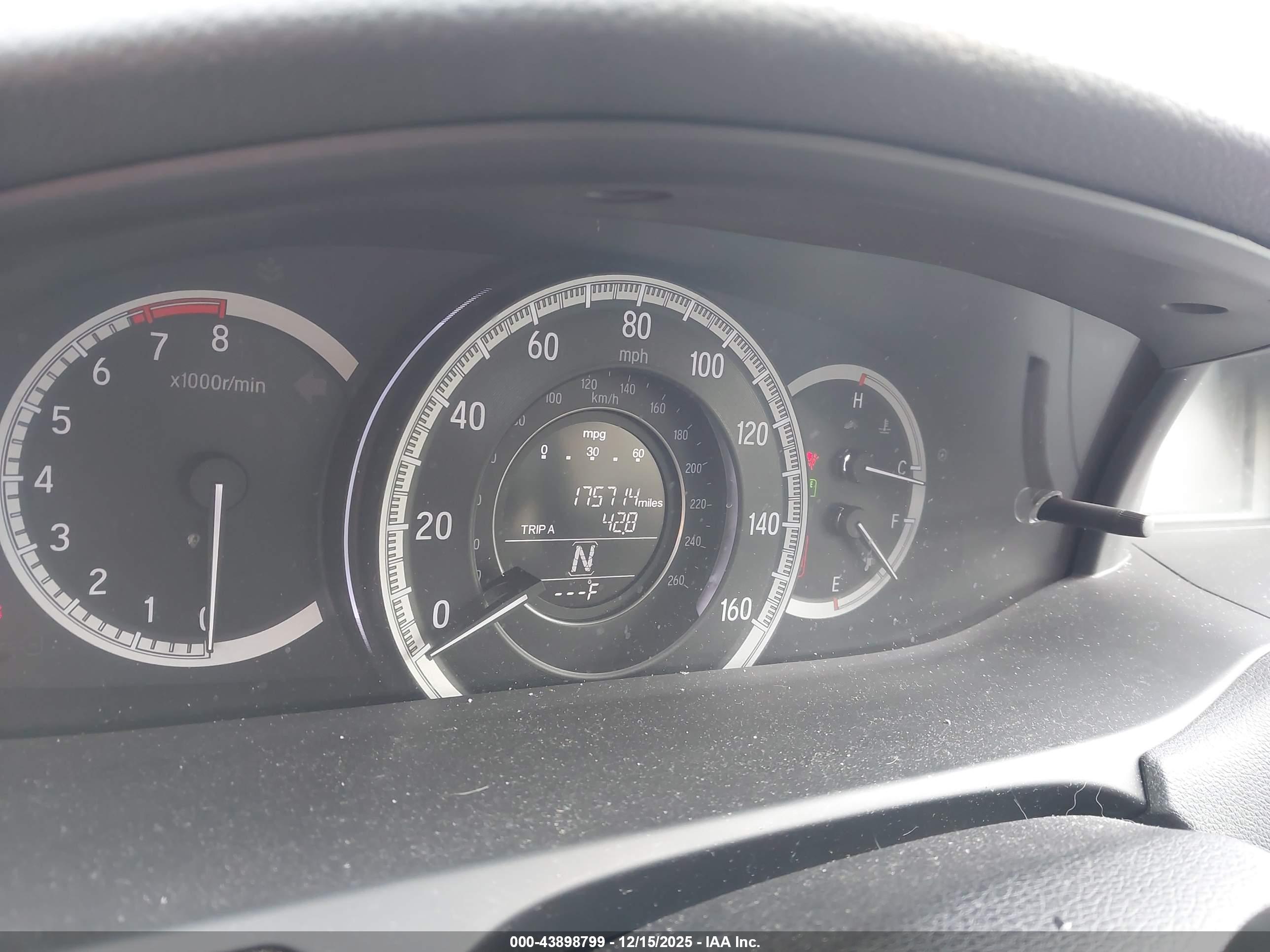 HONDA ACCORD image 7