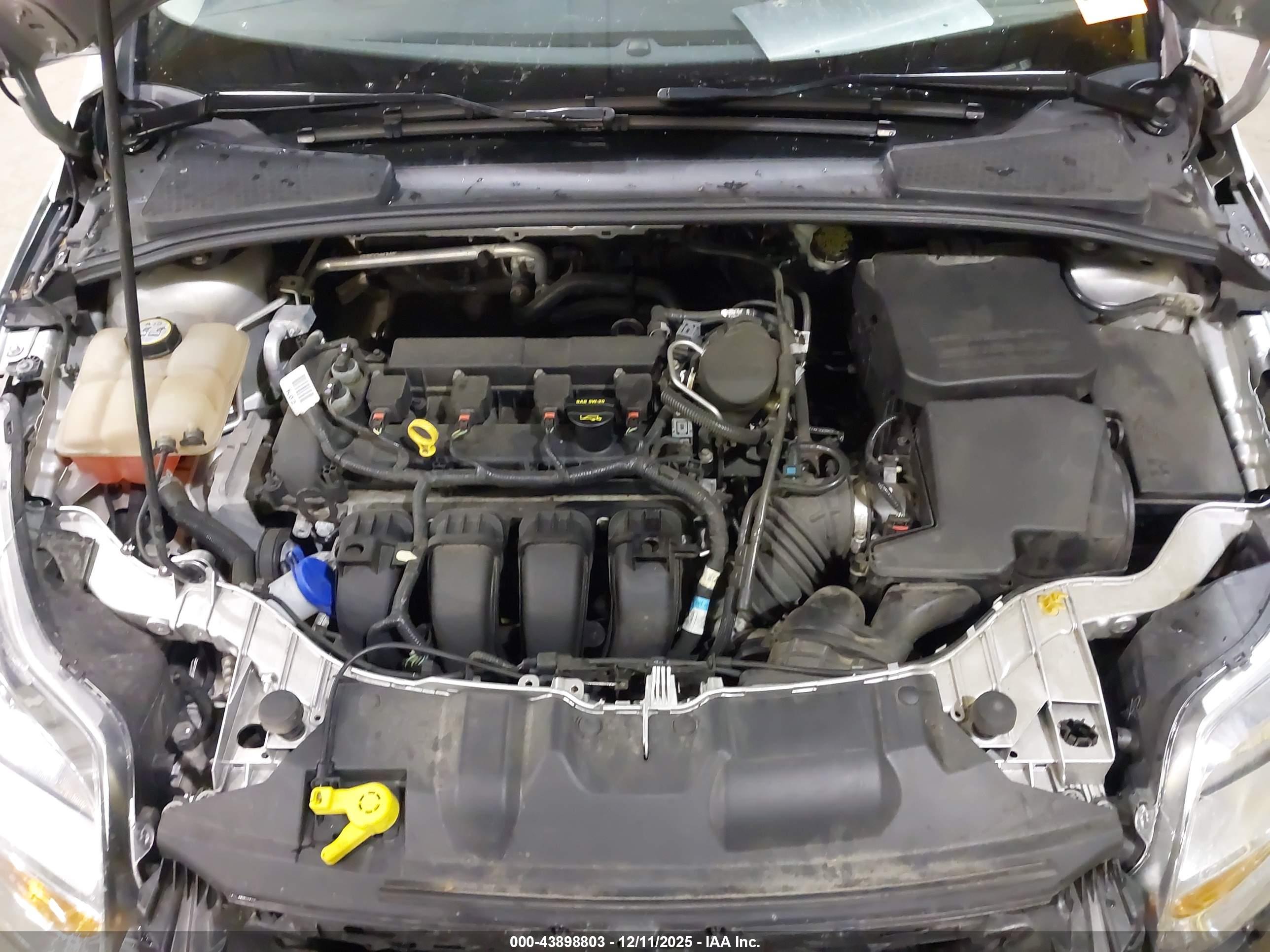 FORD FOCUS image 10