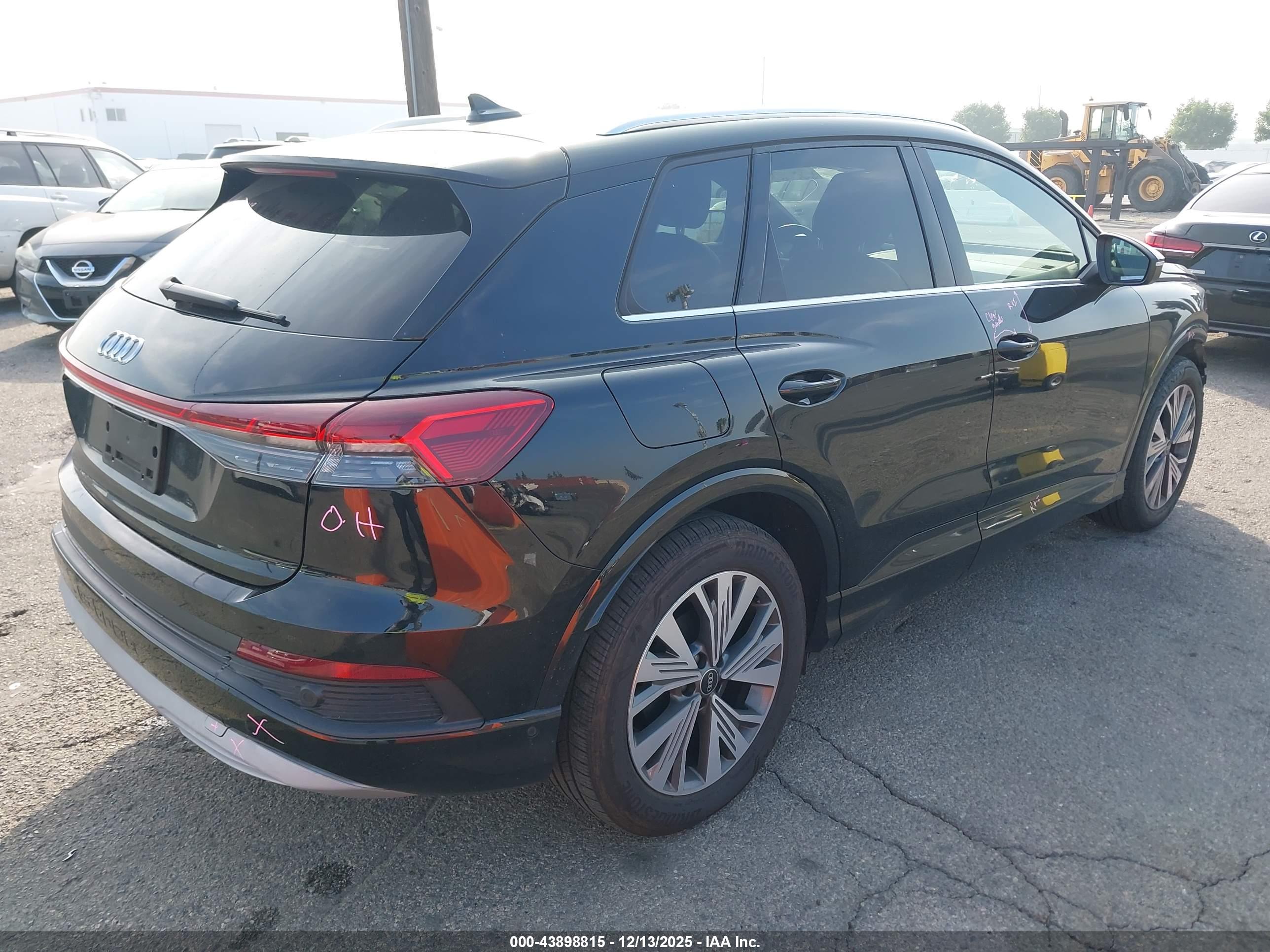 AUDI Q4 image 4