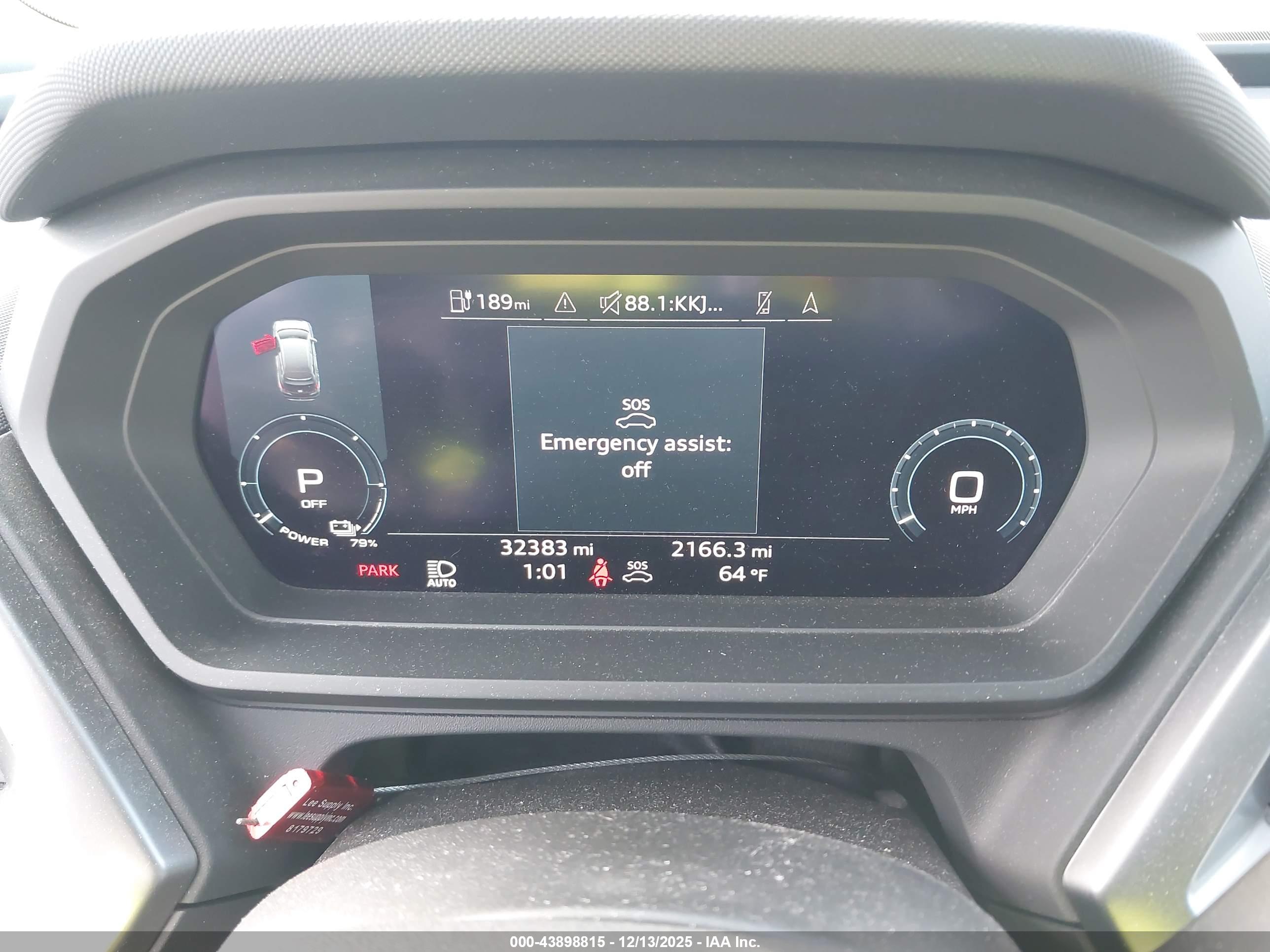 AUDI Q4 image 7