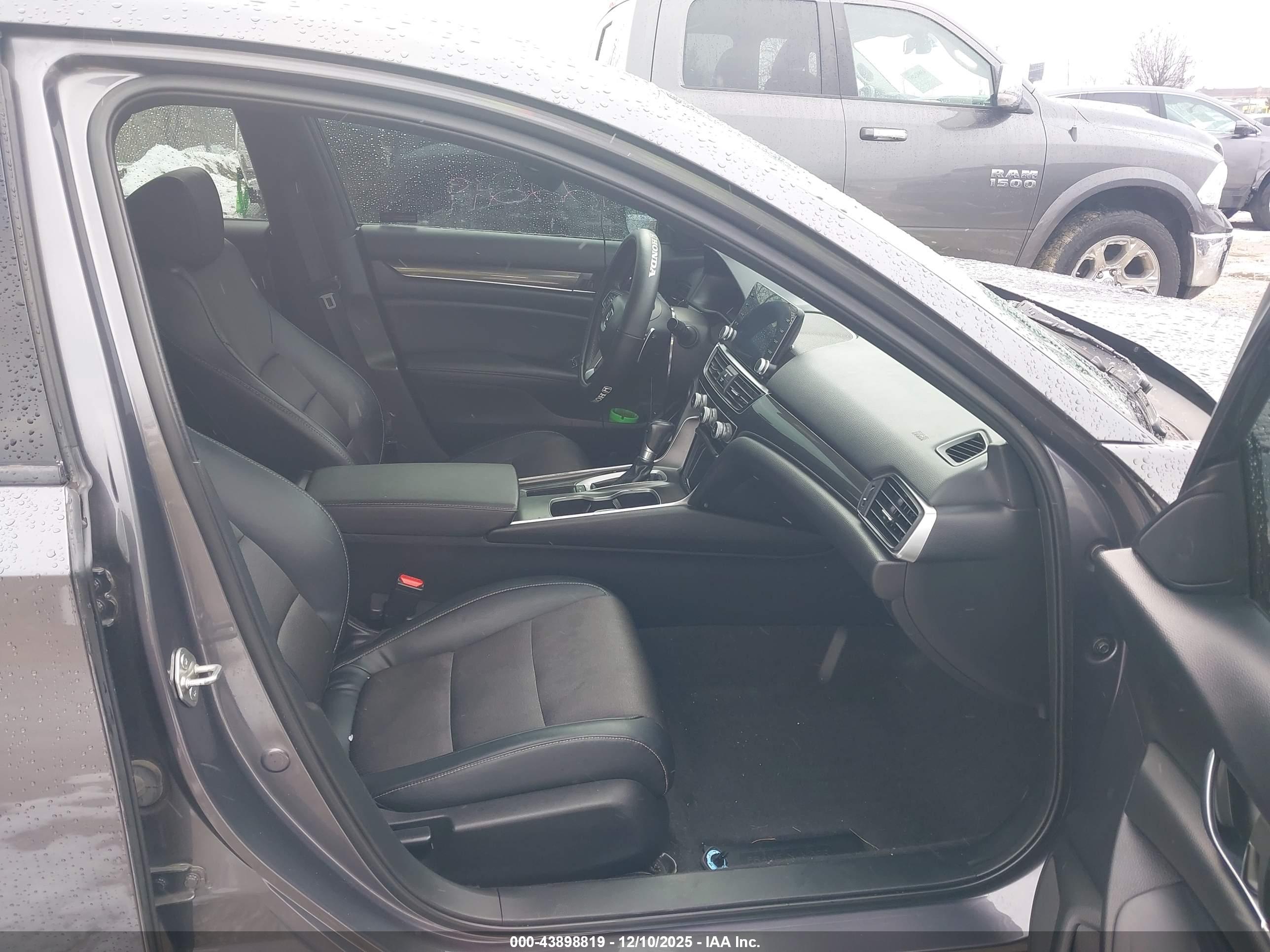 HONDA ACCORD image 5