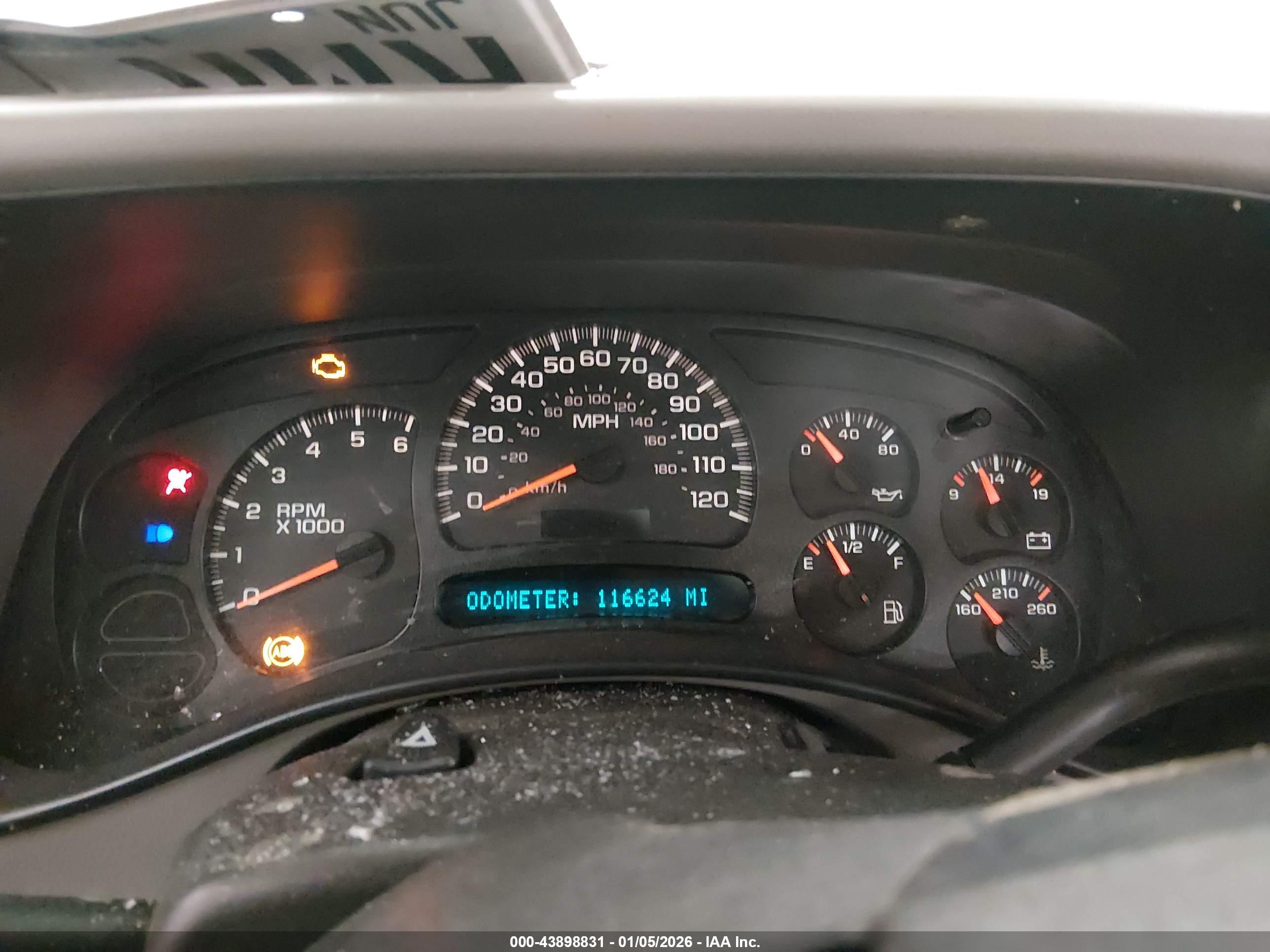 CHEVROLET SILVERADO image 7