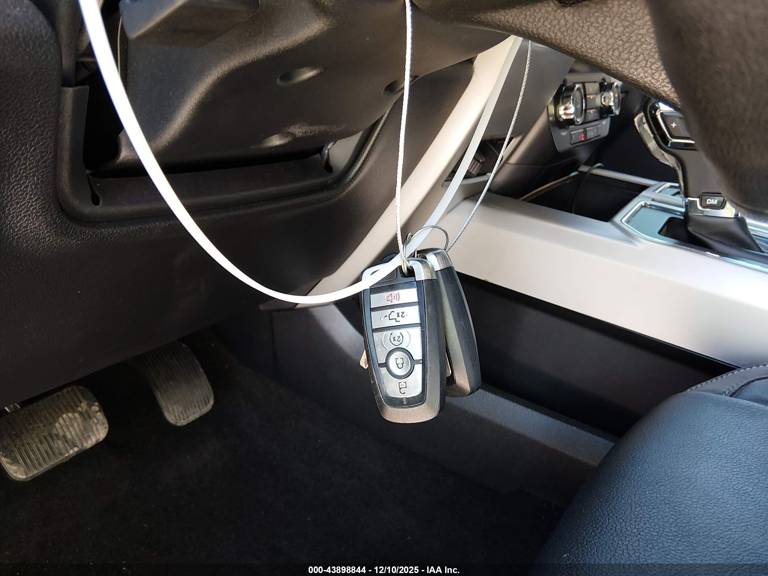 FORD F-150 image 11