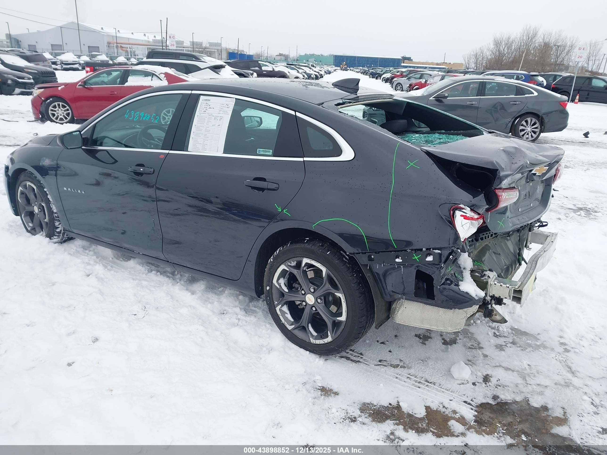 CHEVROLET MALIBU image 3