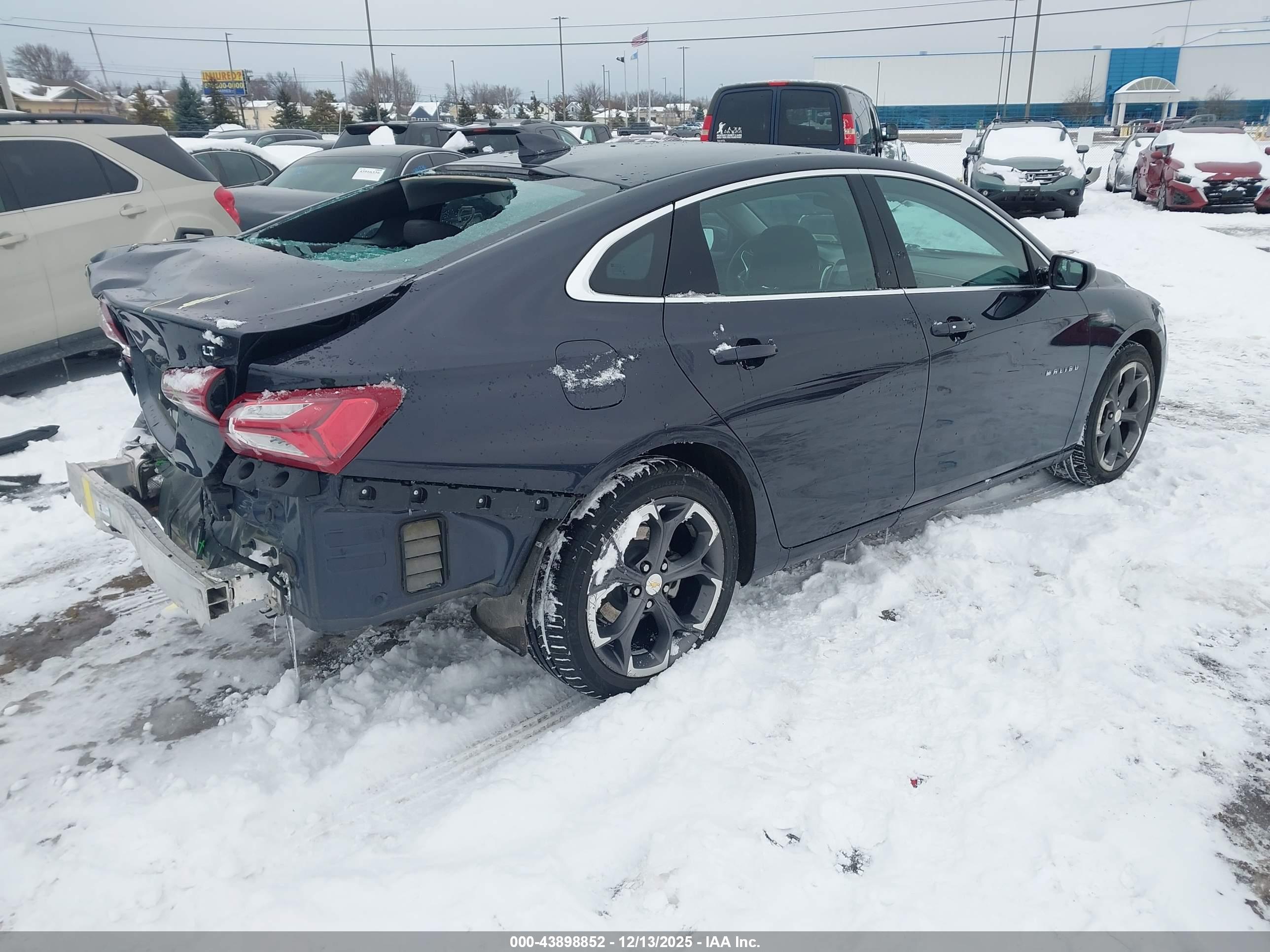 CHEVROLET MALIBU image 4