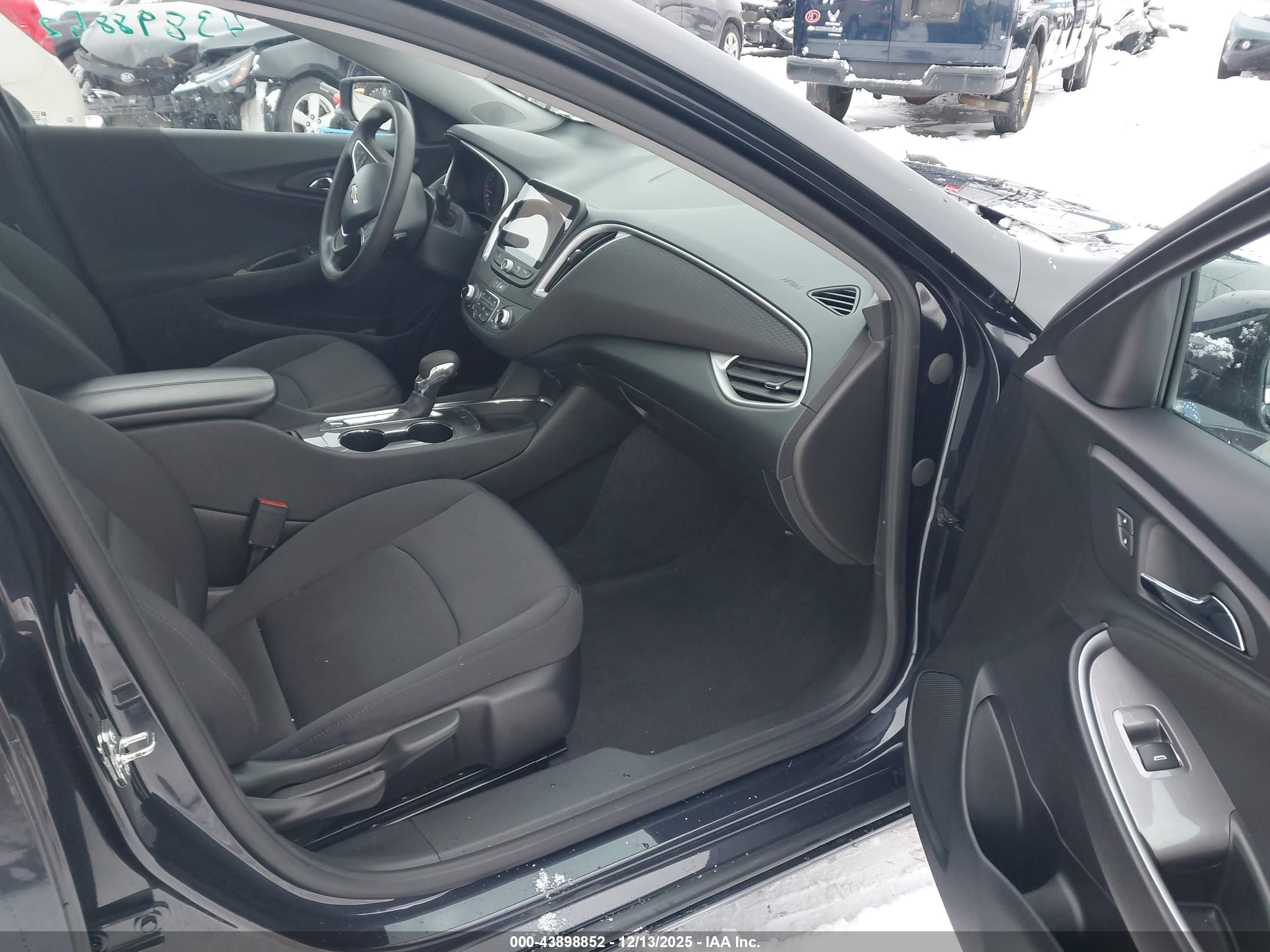 CHEVROLET MALIBU image 5