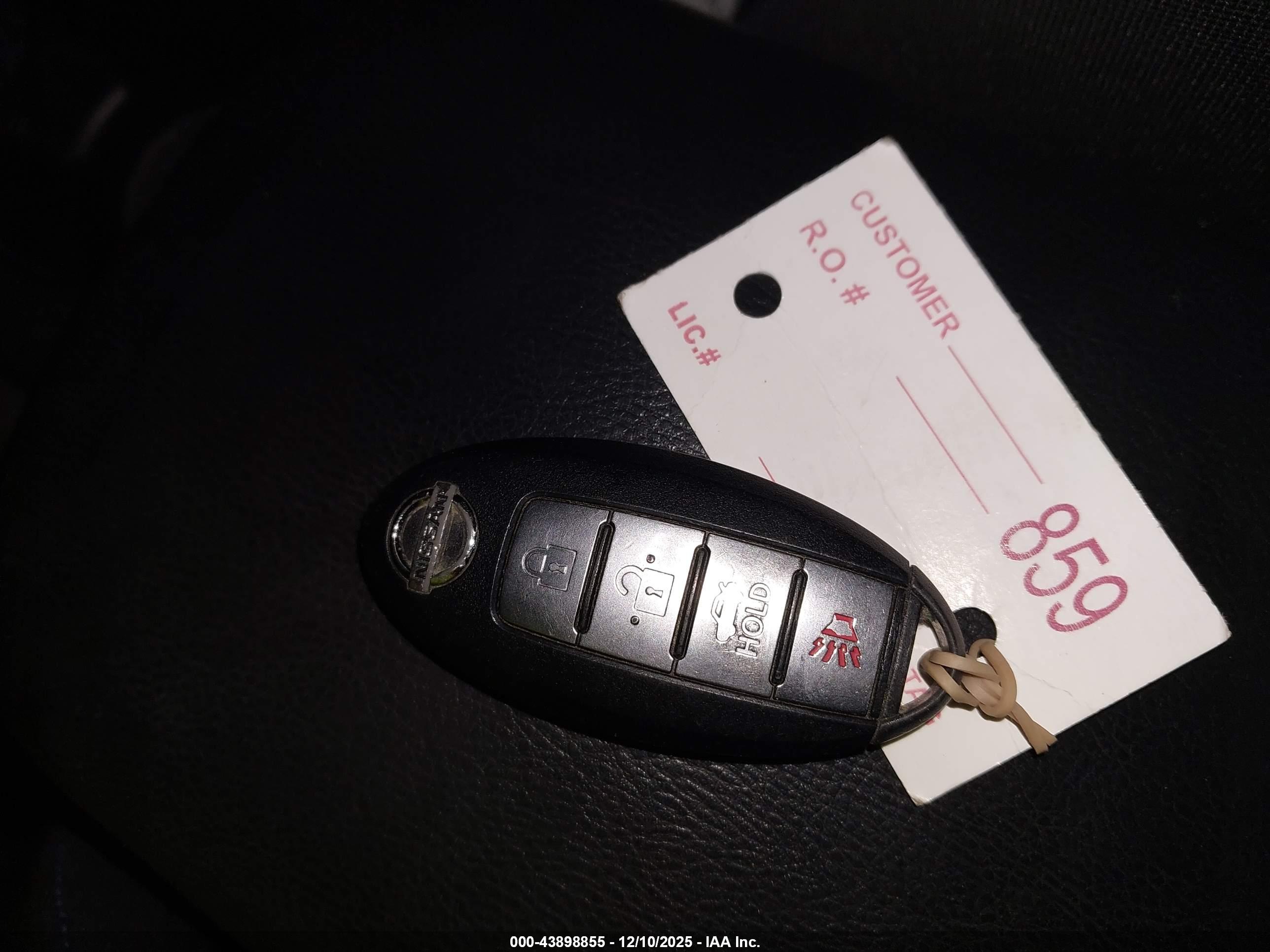 NISSAN SENTRA image 11