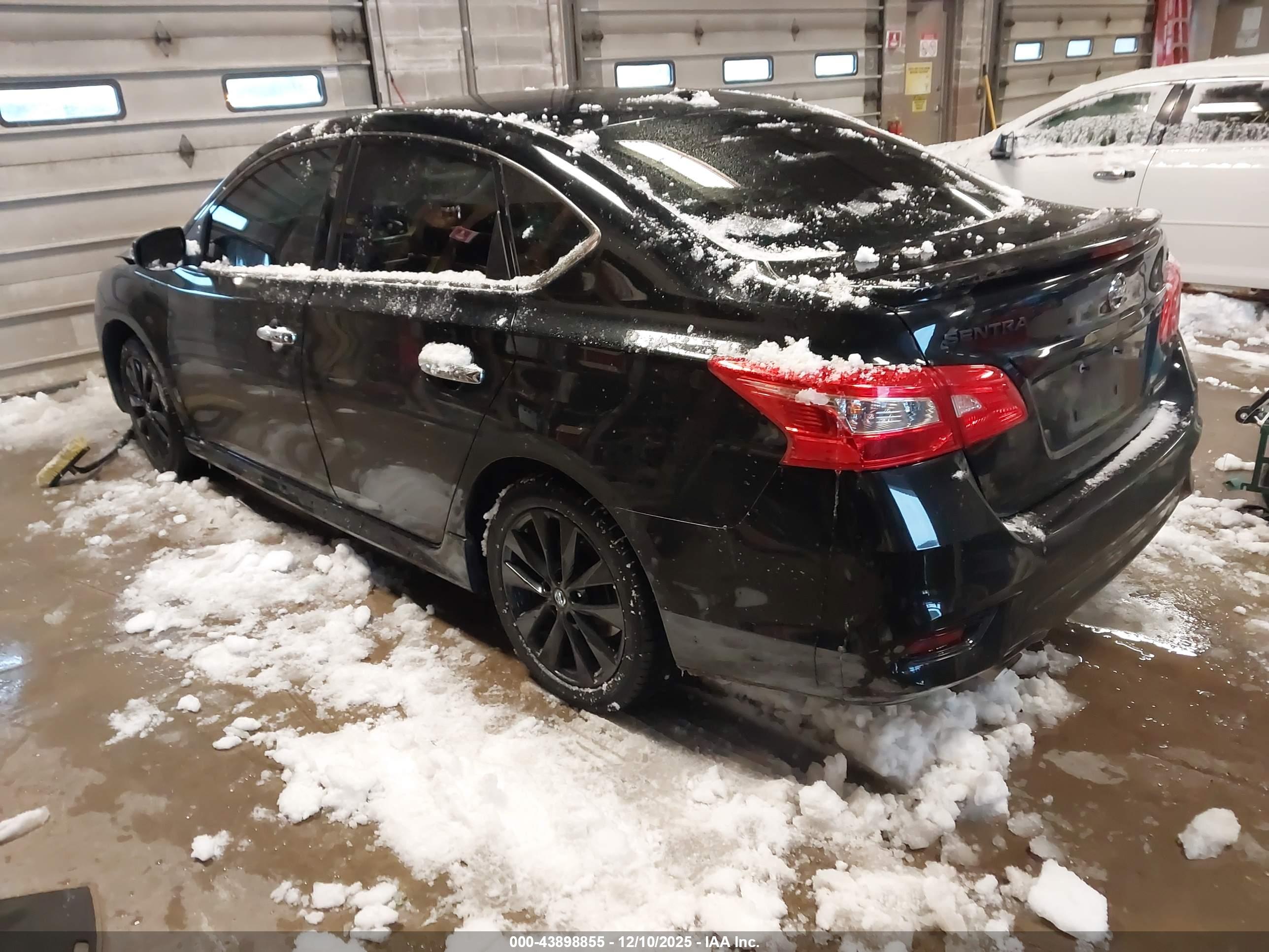 NISSAN SENTRA image 3