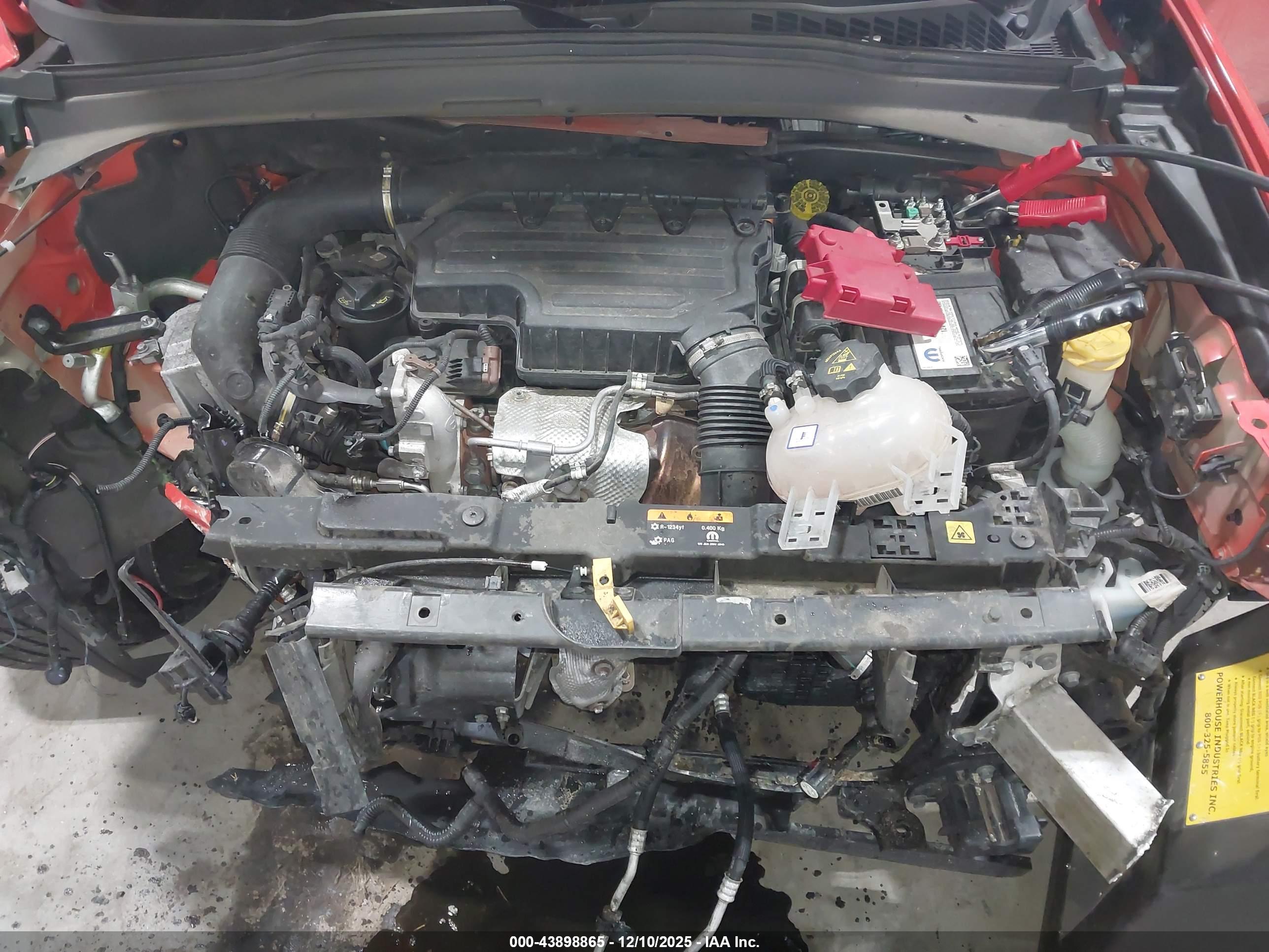JEEP RENEGADE image 10