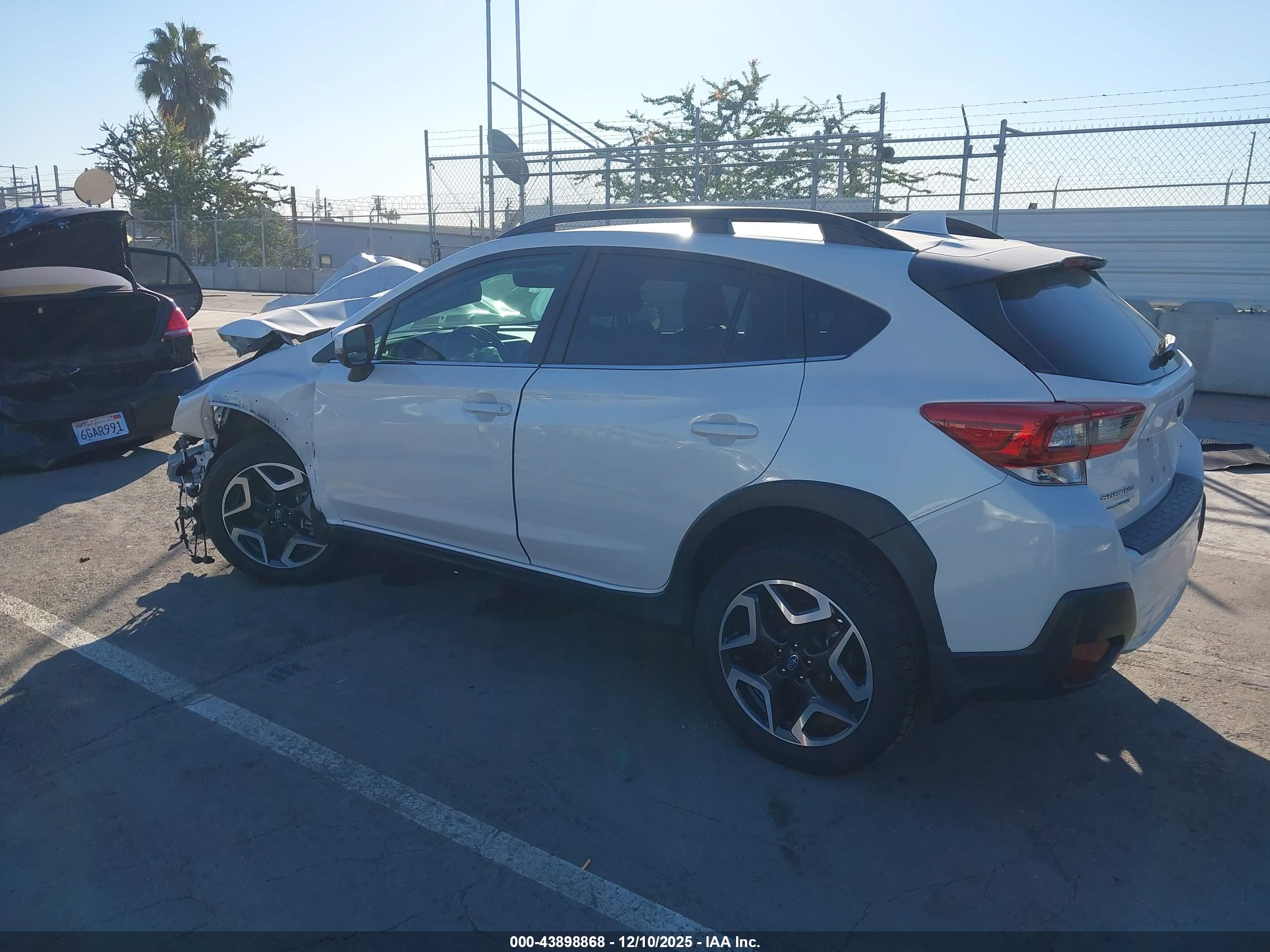 SUBARU CROSSTREK image 3