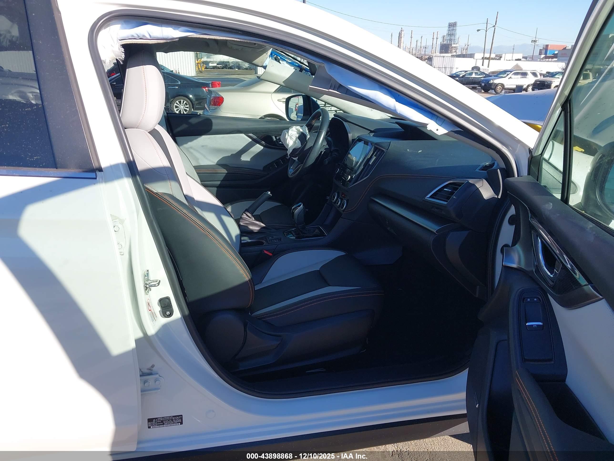 SUBARU CROSSTREK image 5