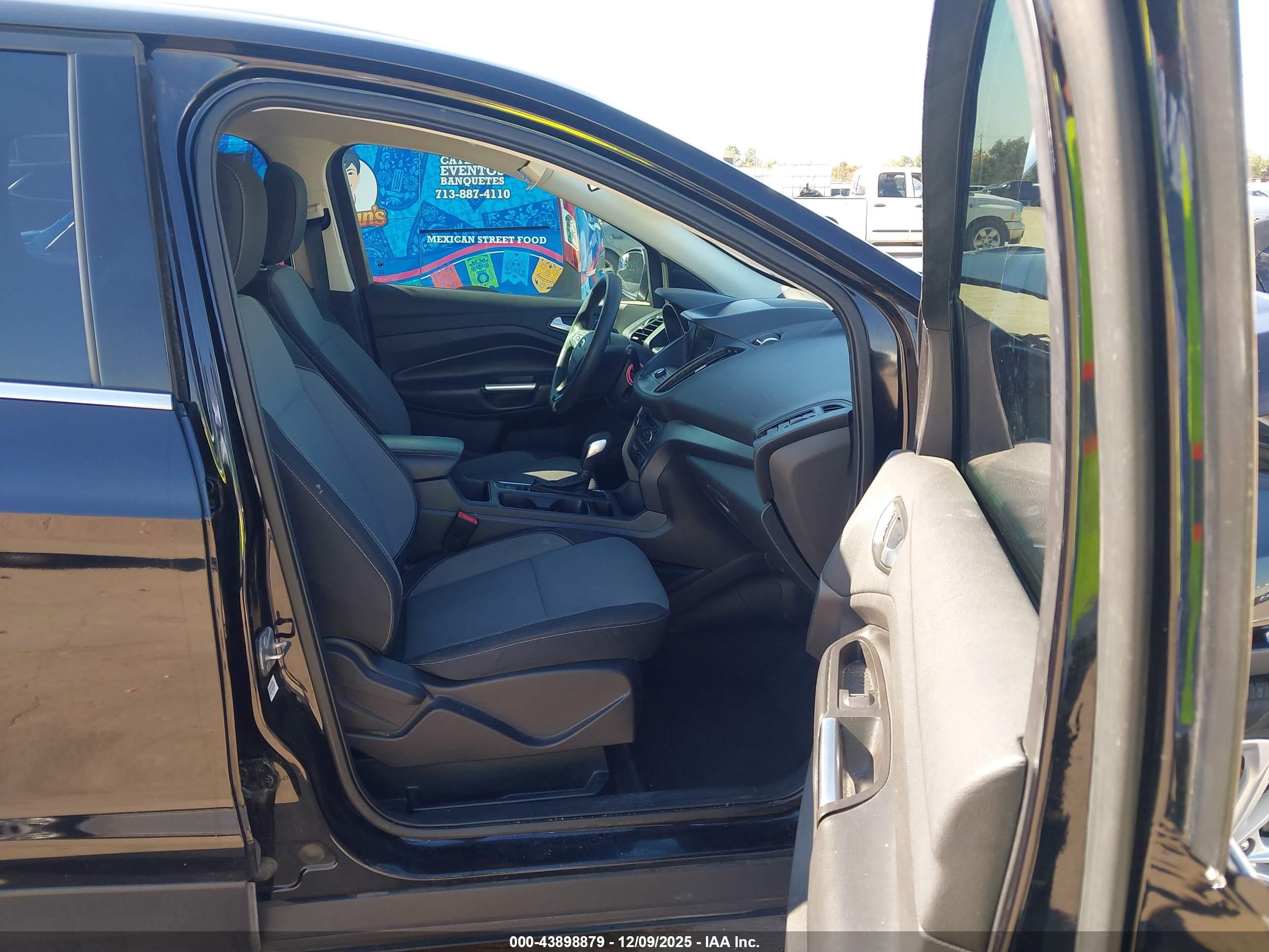 FORD ESCAPE image 5