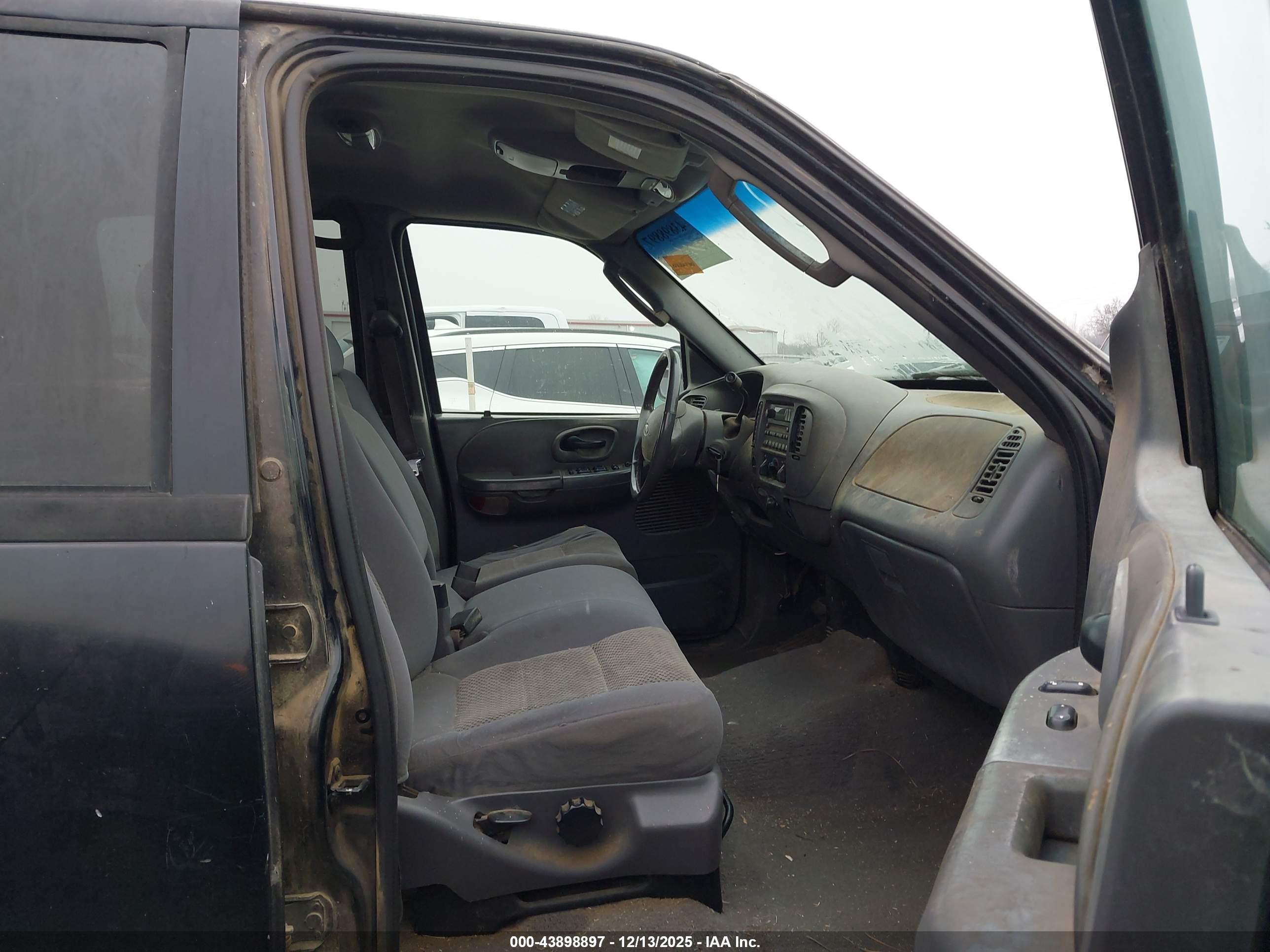 FORD F-150 image 5