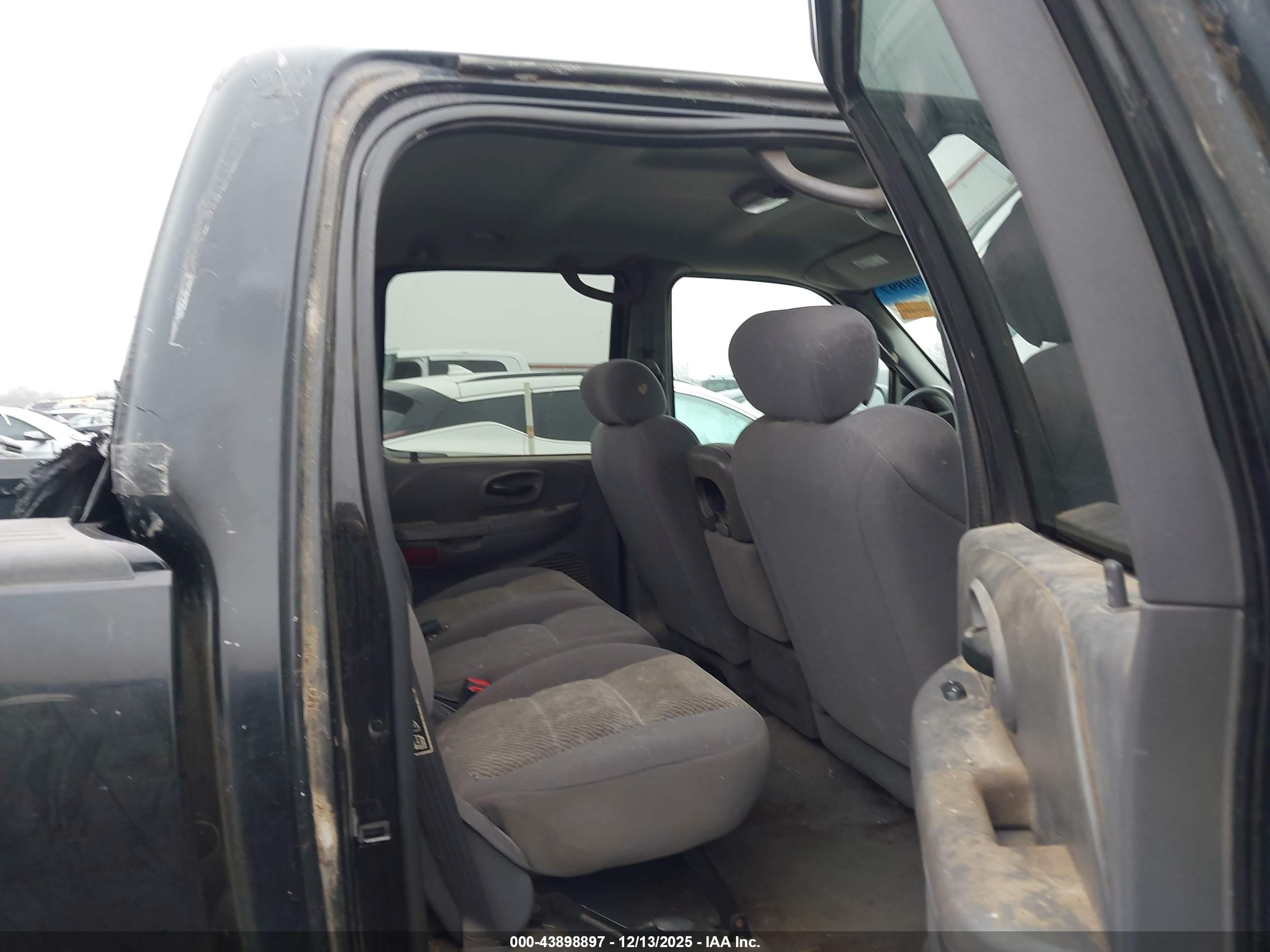 FORD F-150 image 8