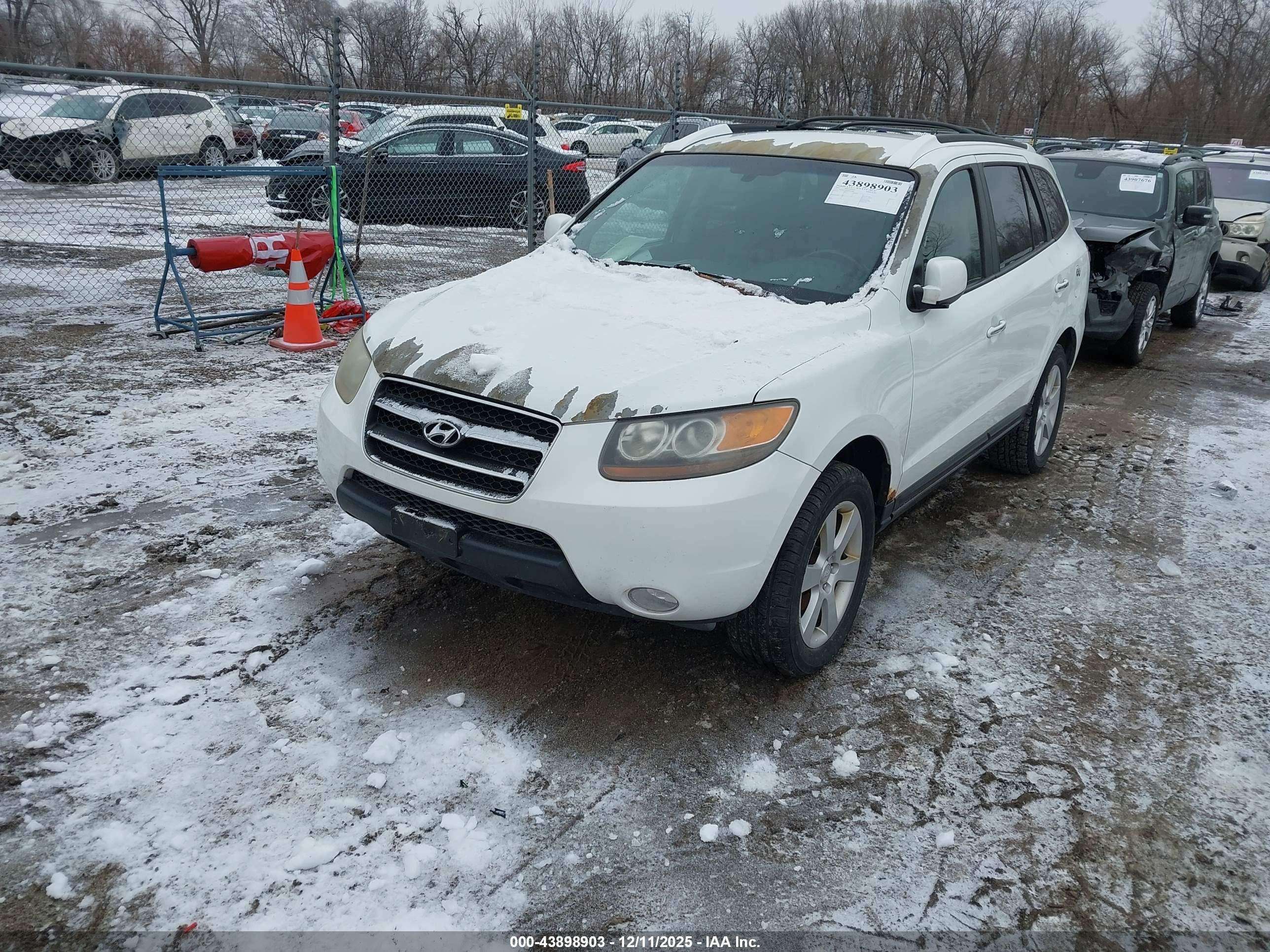 HYUNDAI SANTA image 2