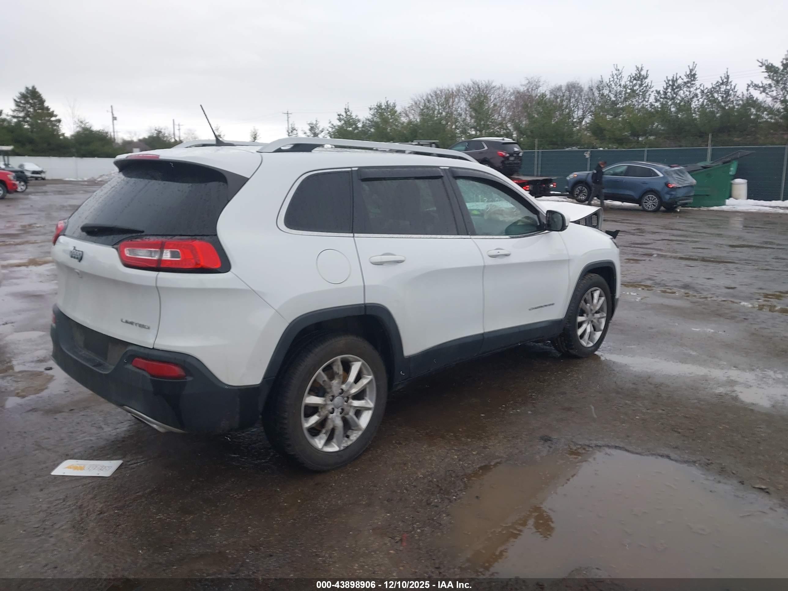 JEEP CHEROKEE image 4