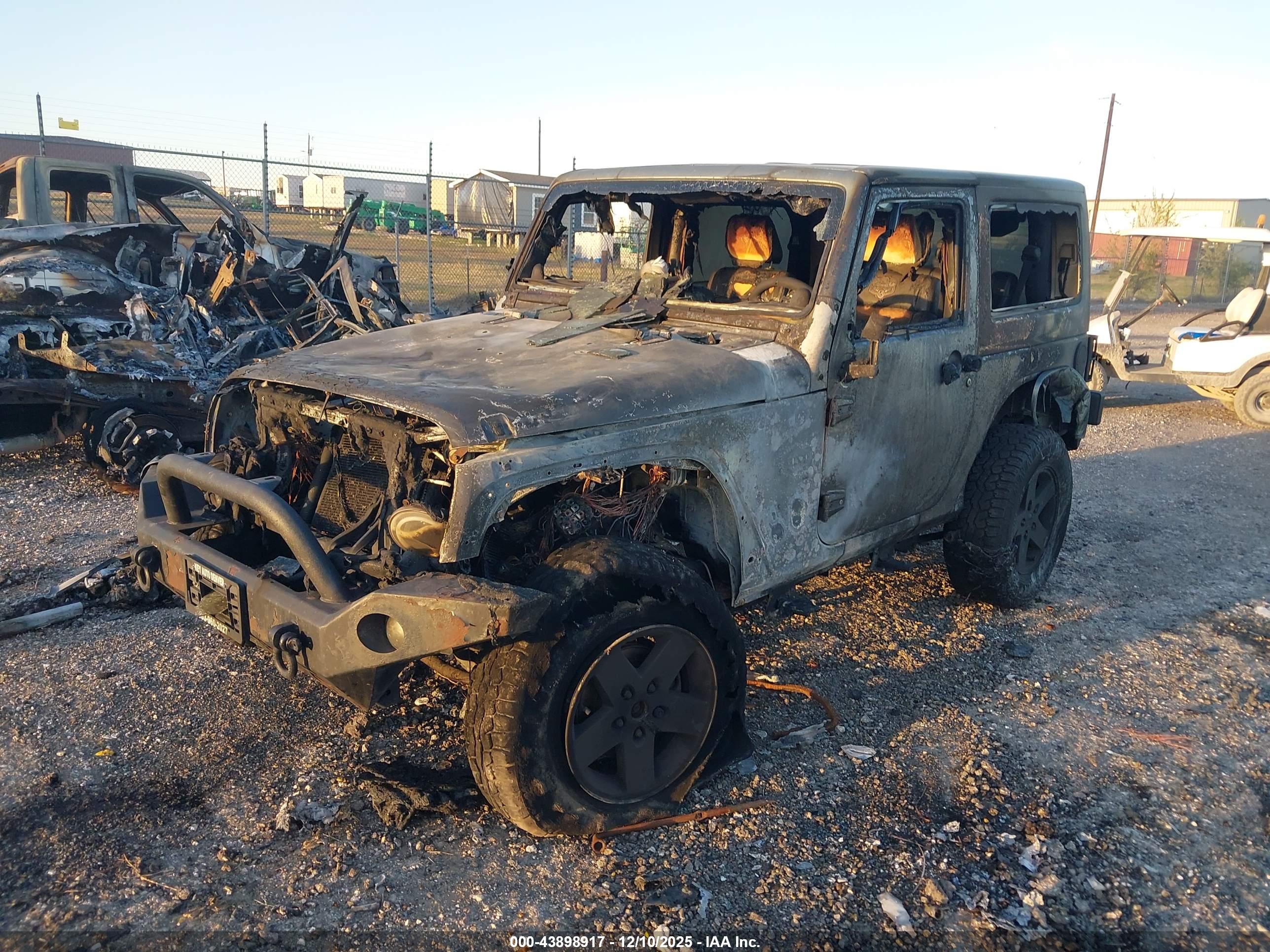 JEEP WRANGLER image 2