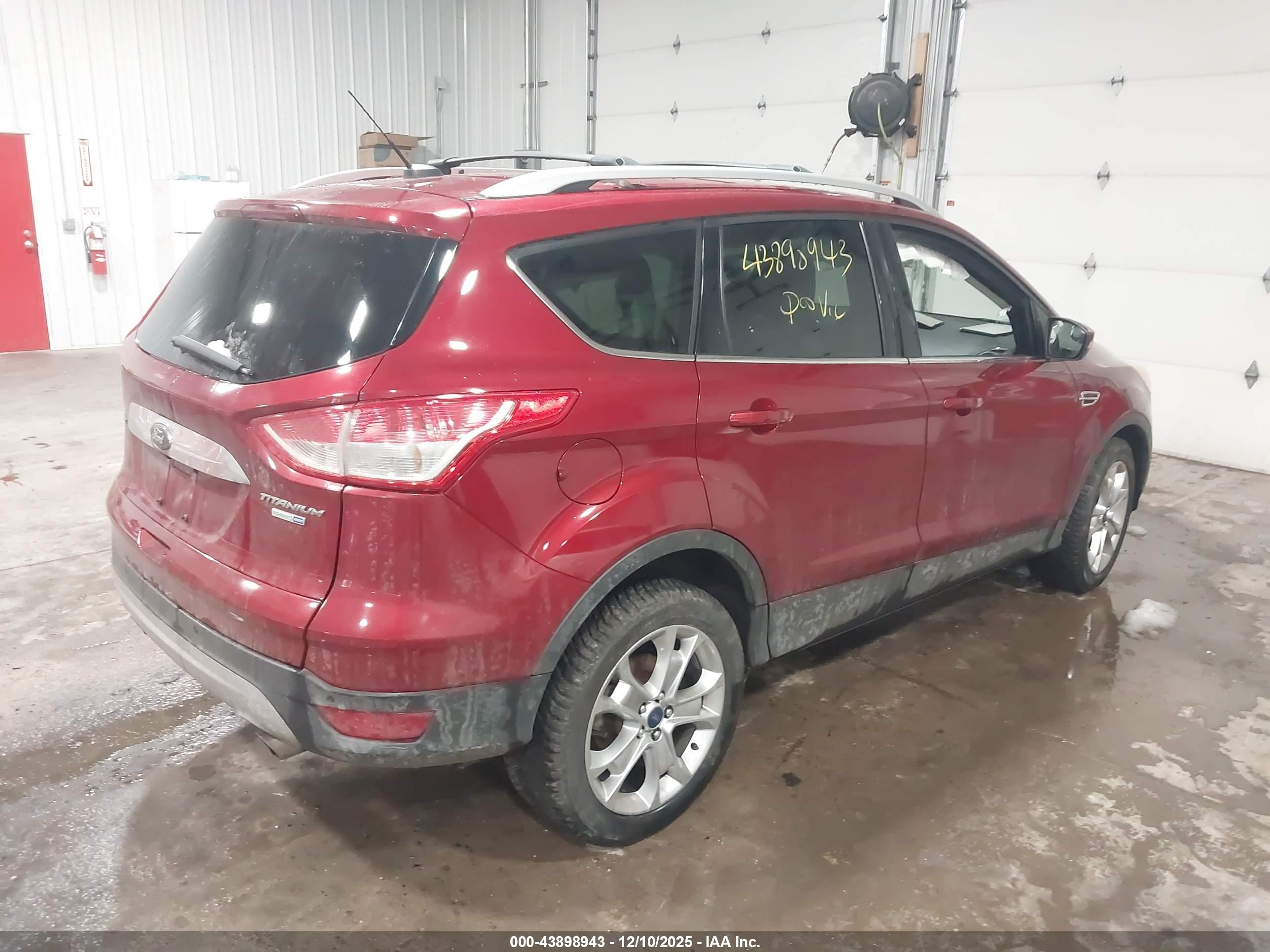 FORD ESCAPE image 4