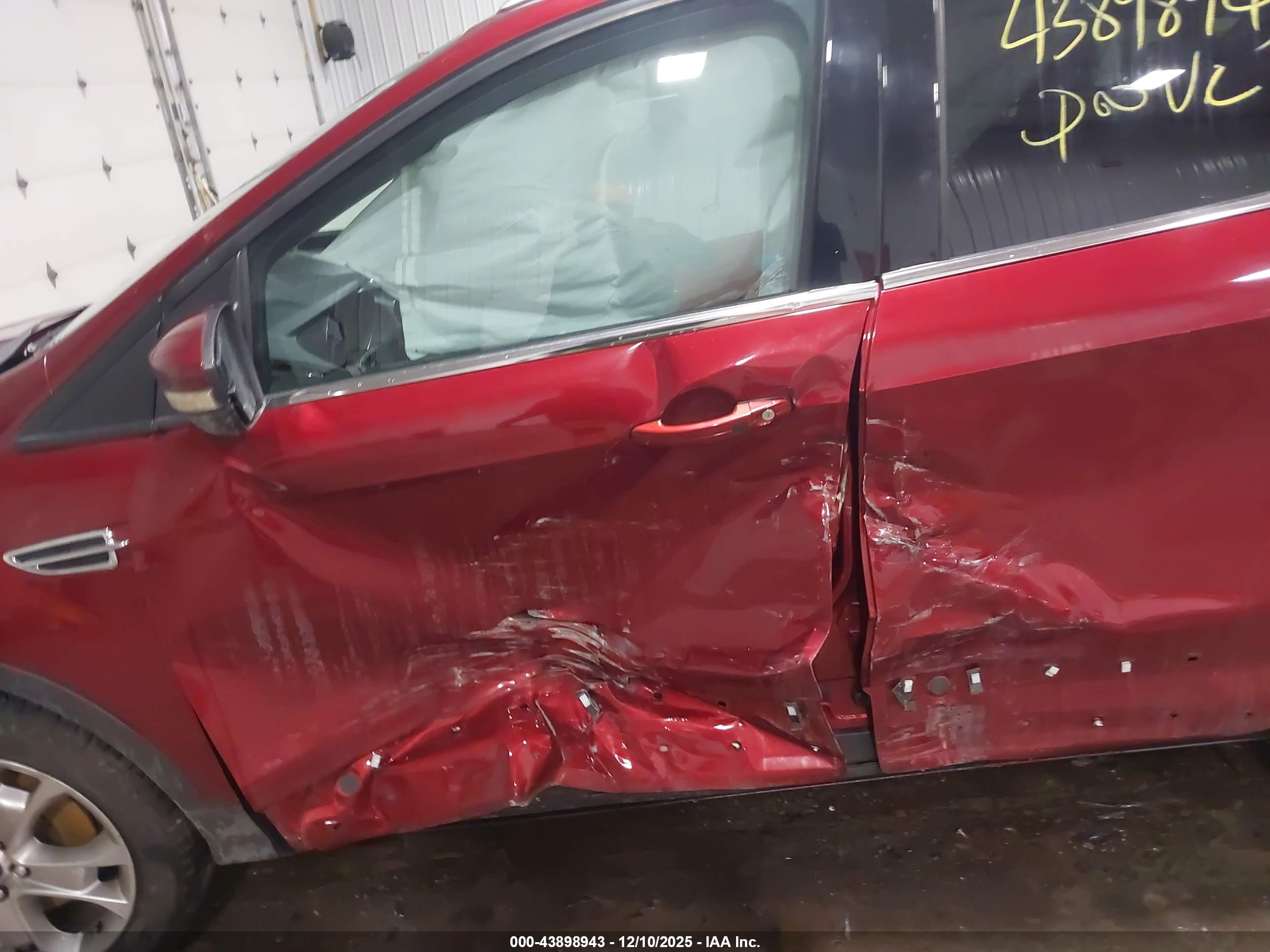 FORD ESCAPE image 6