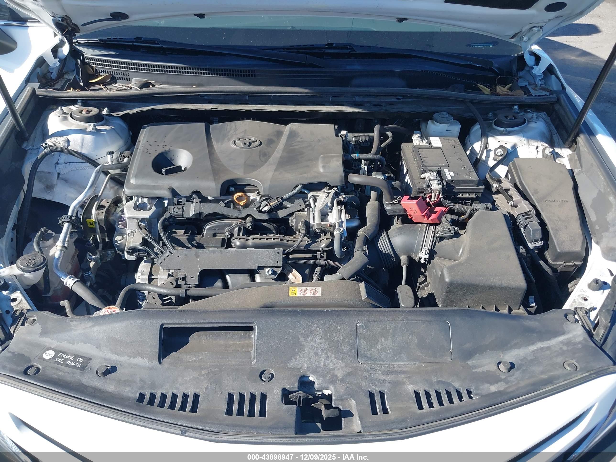 TOYOTA CAMRY image 10