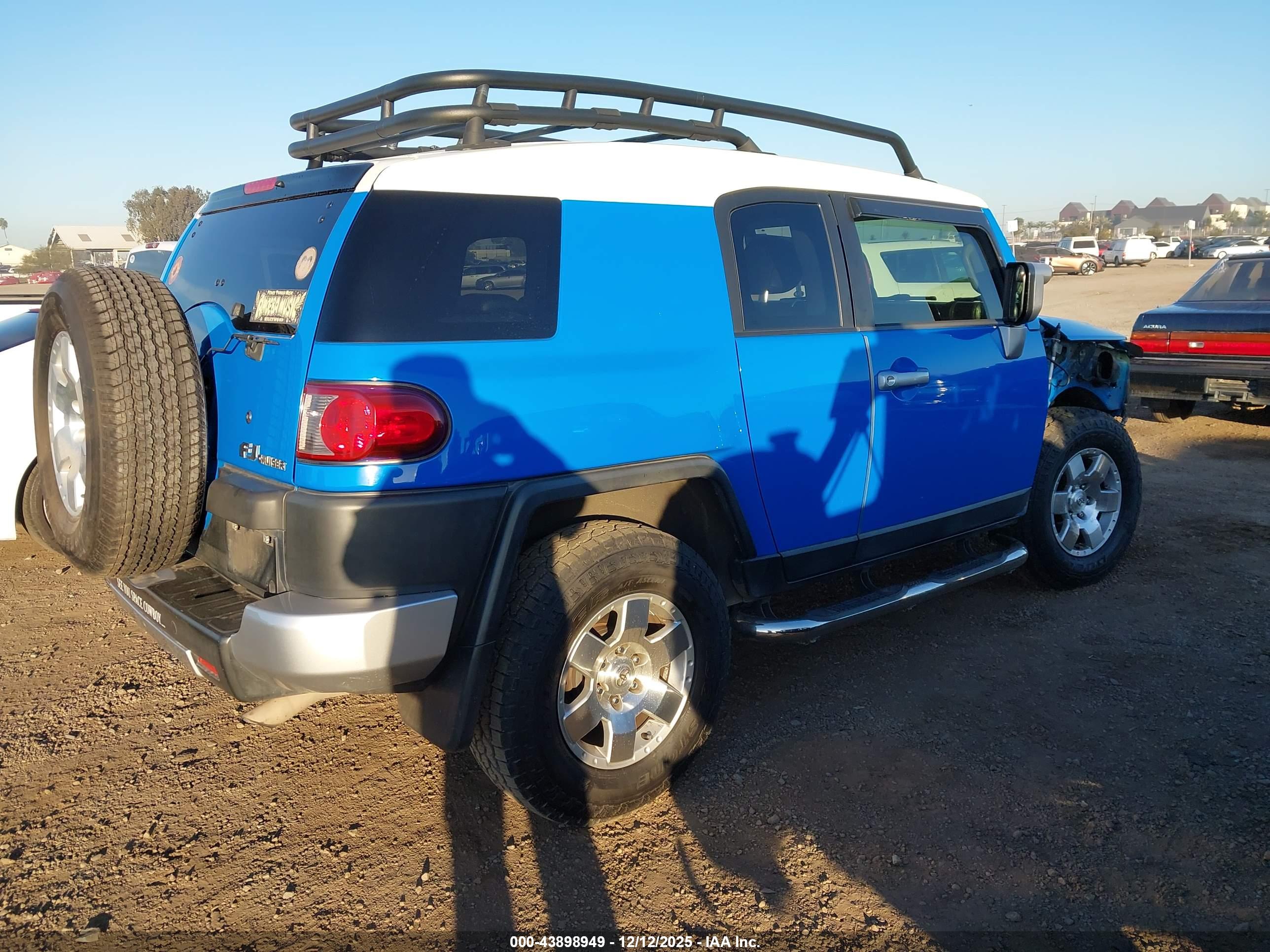TOYOTA FJ image 4