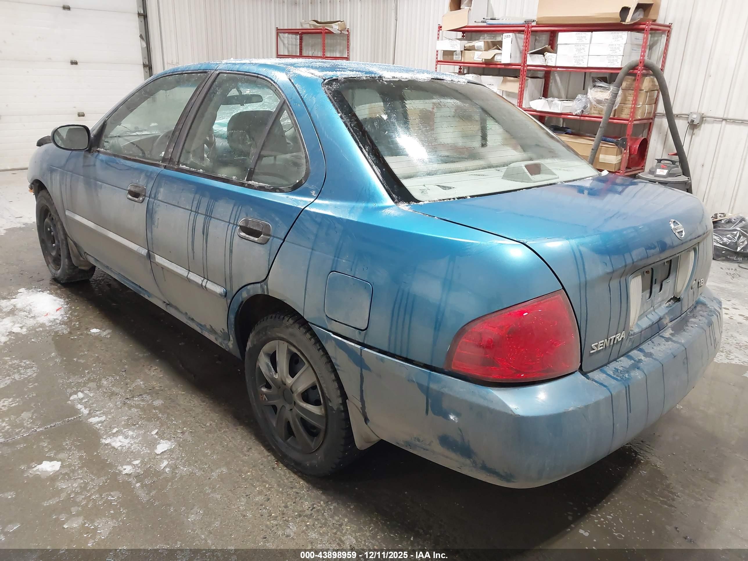 NISSAN SENTRA image 3
