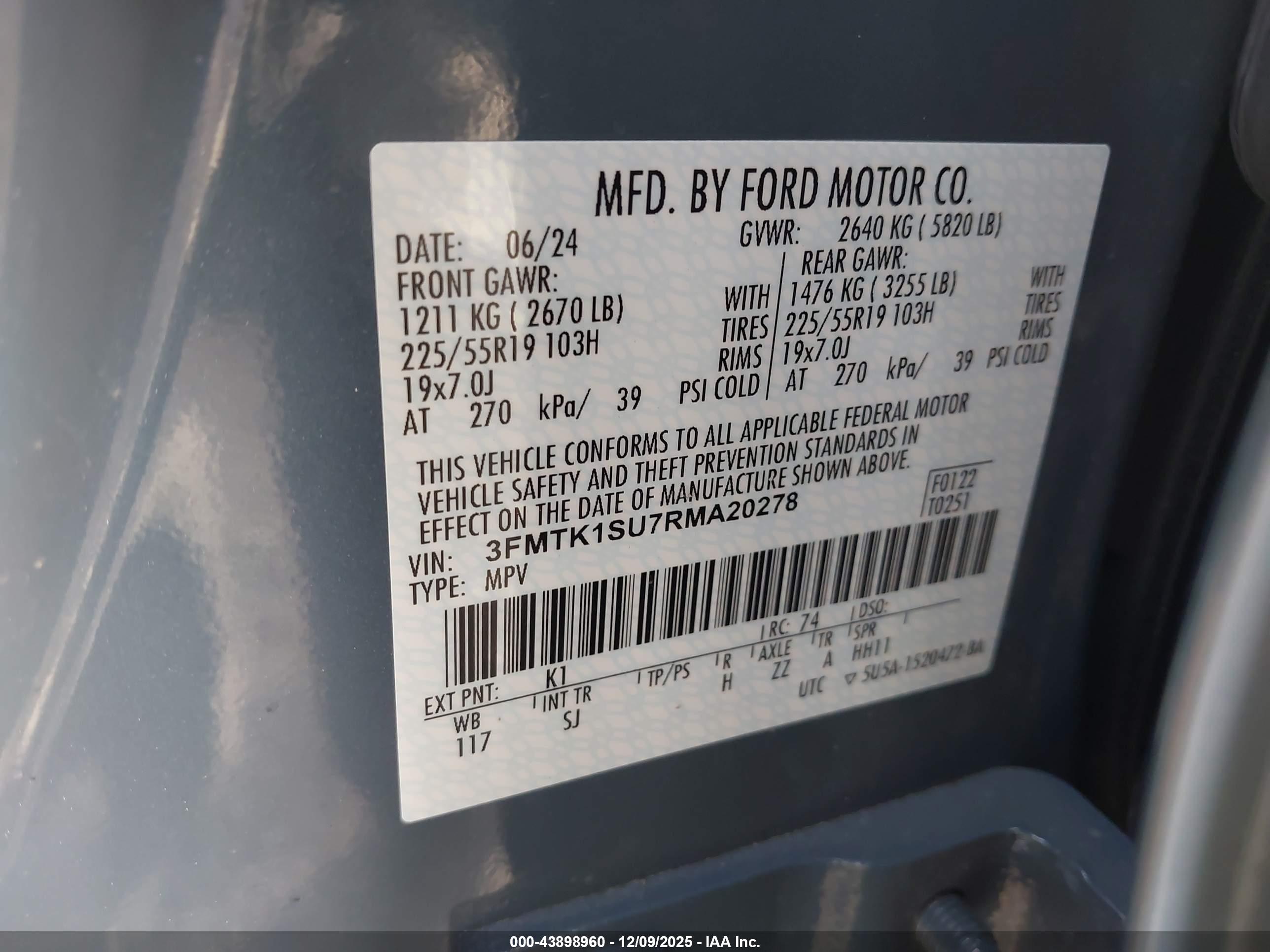 FORD MUSTANG image 9