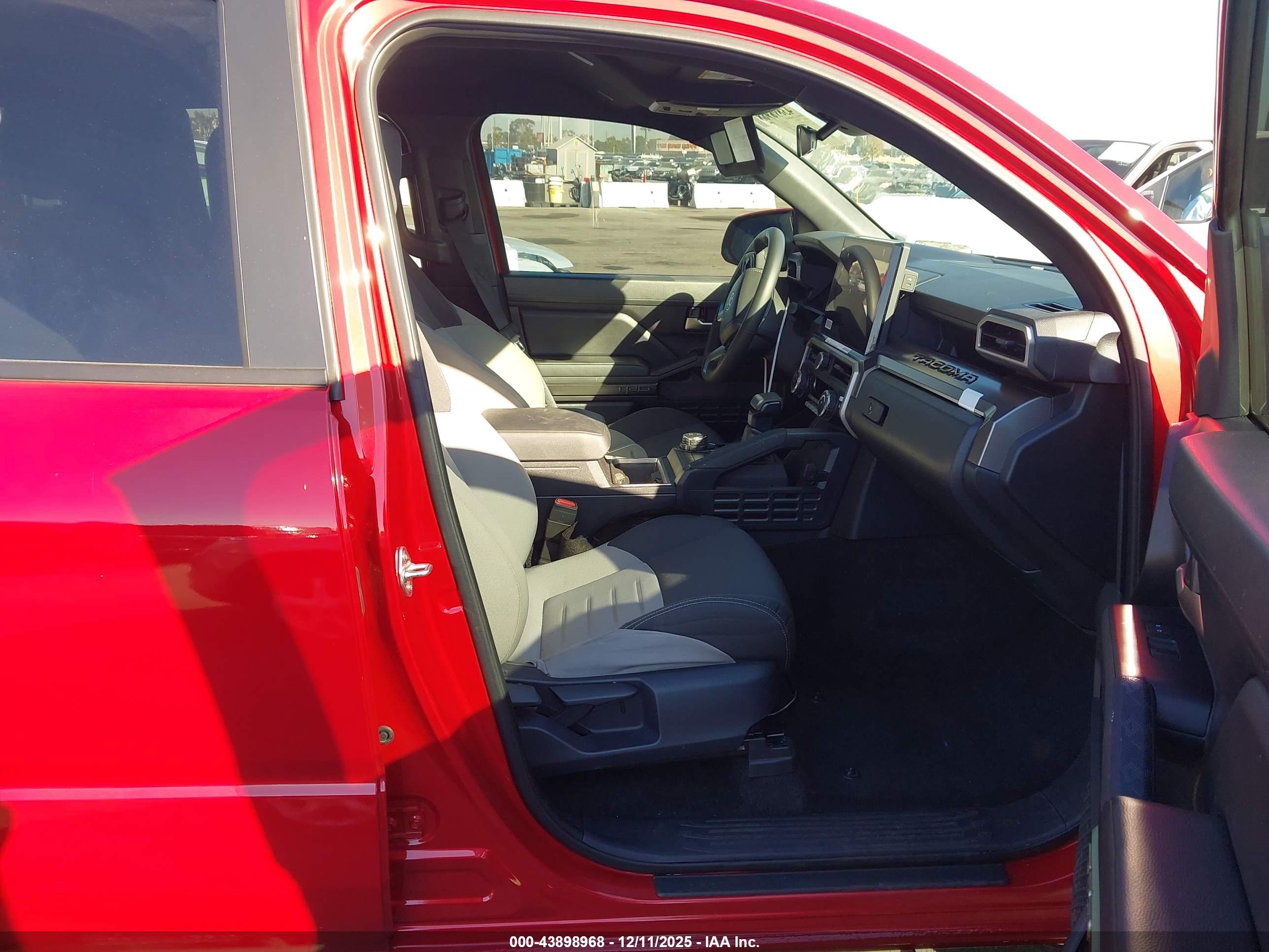 TOYOTA TACOMA image 5