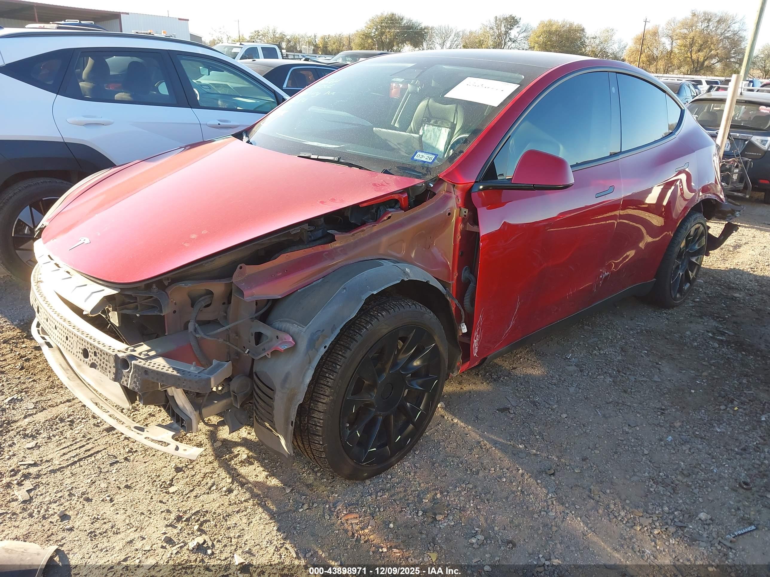 TESLA MODEL image 2