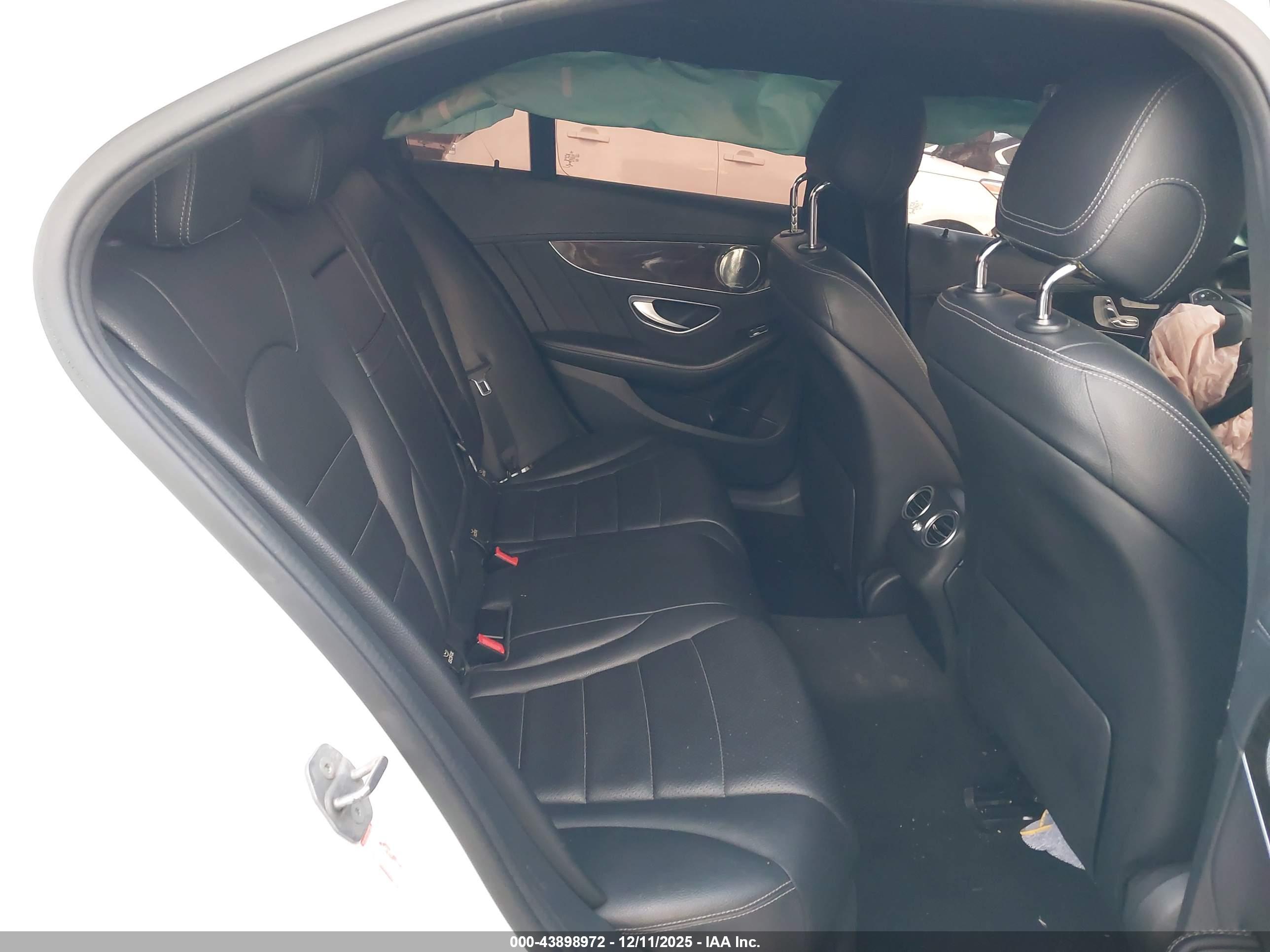 MERCEDES-BENZ C image 8