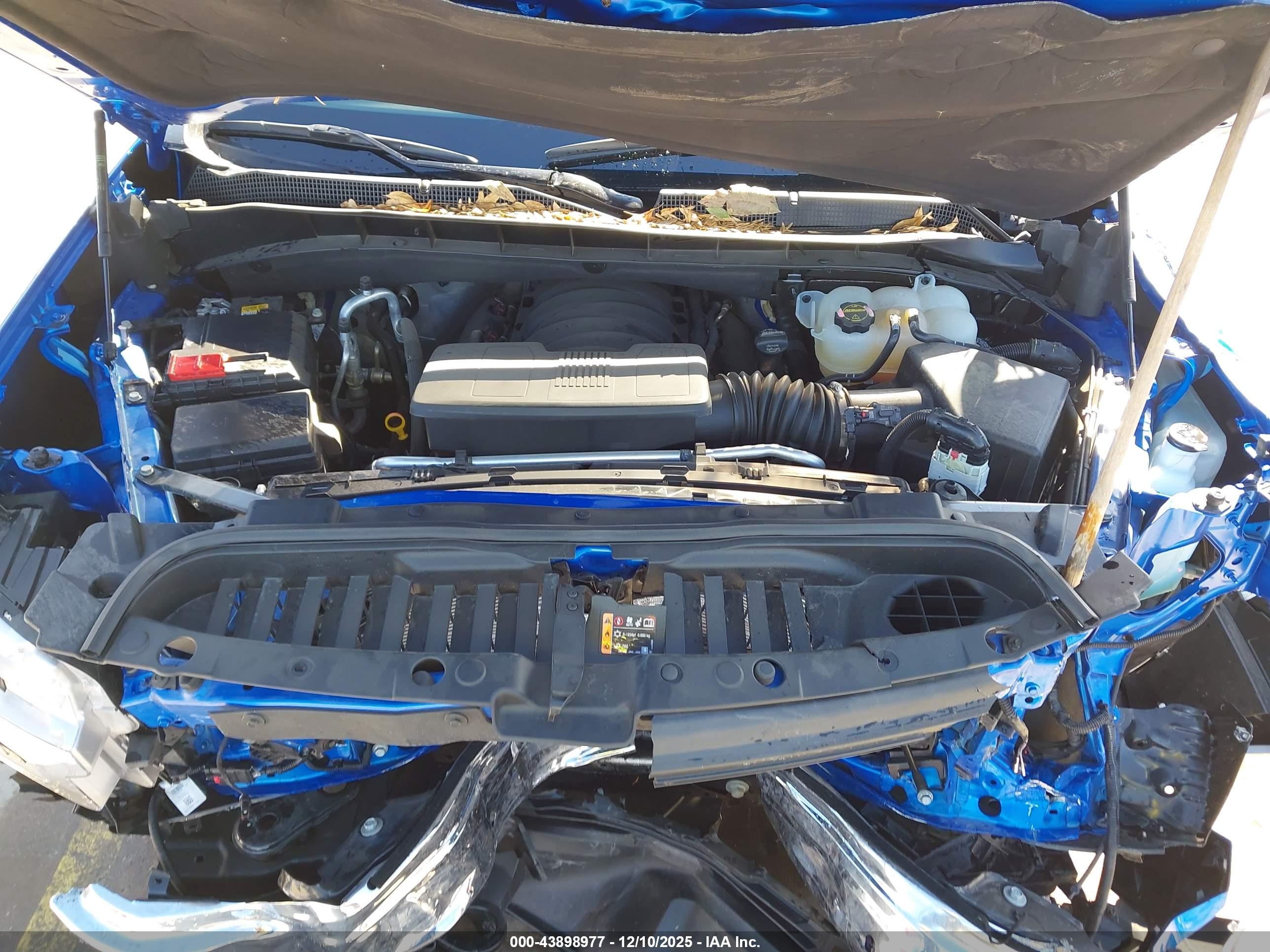 CHEVROLET SILVERADO image 10