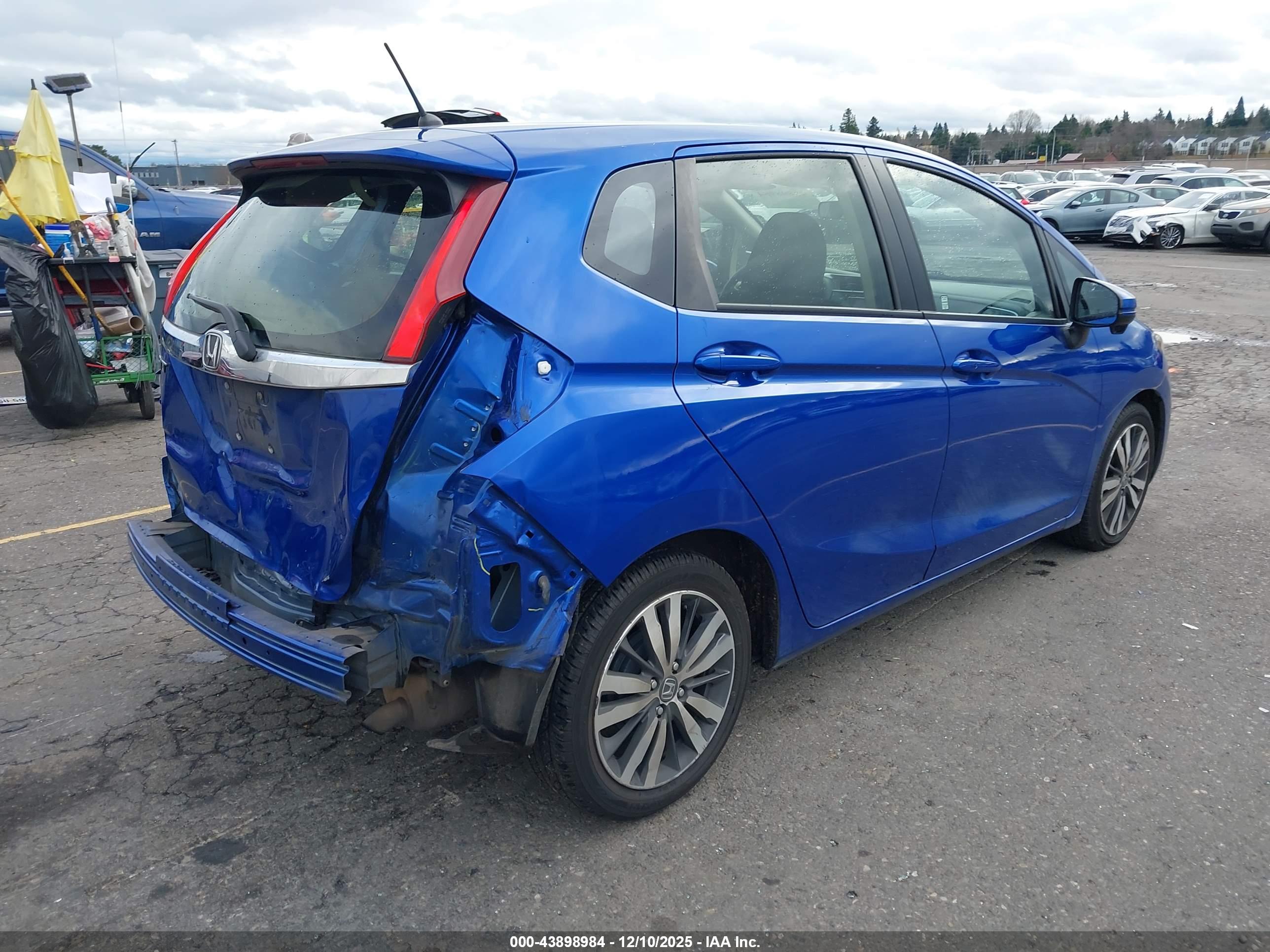 HONDA FIT image 4