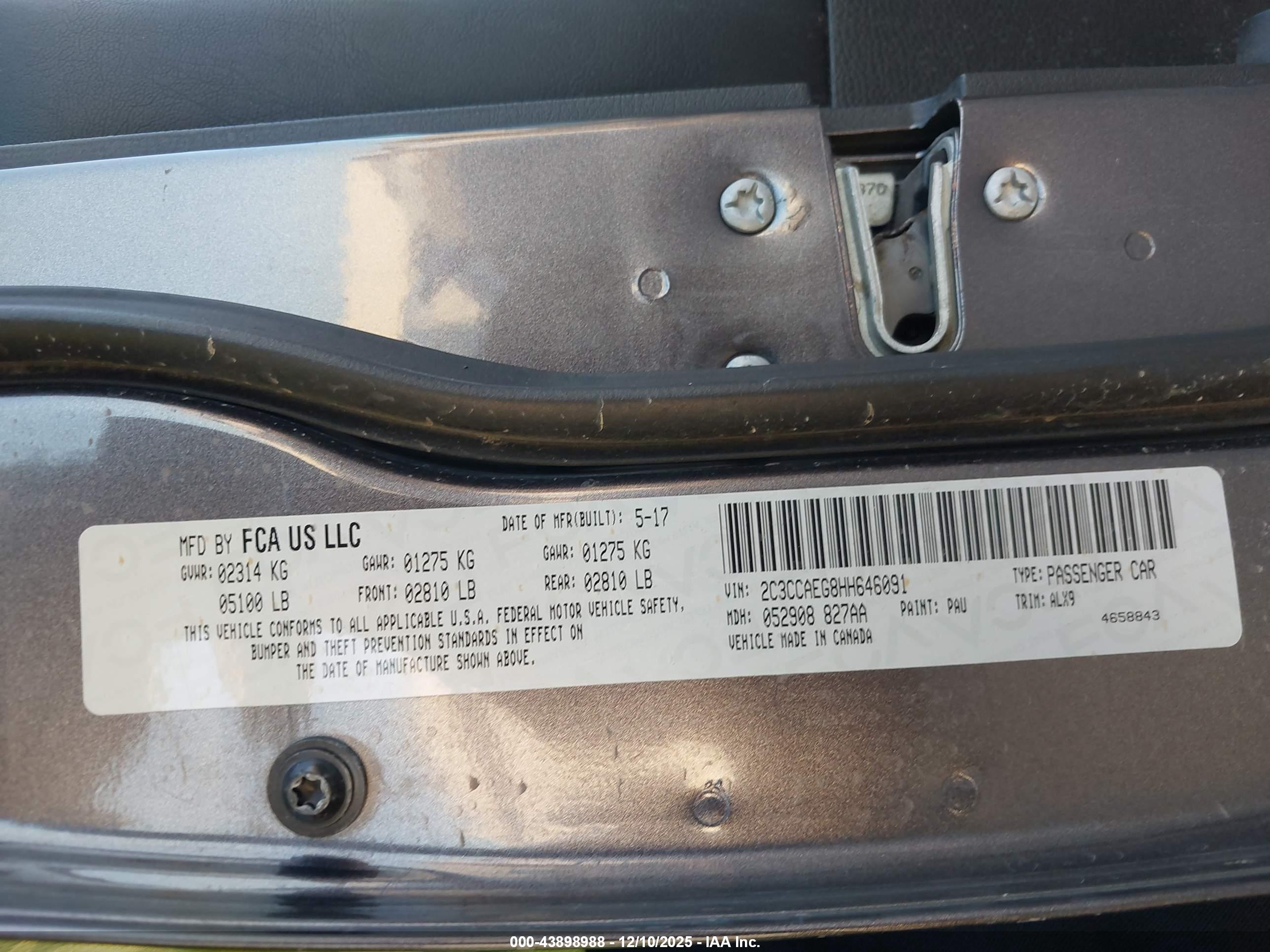 CHRYSLER 300C image 9