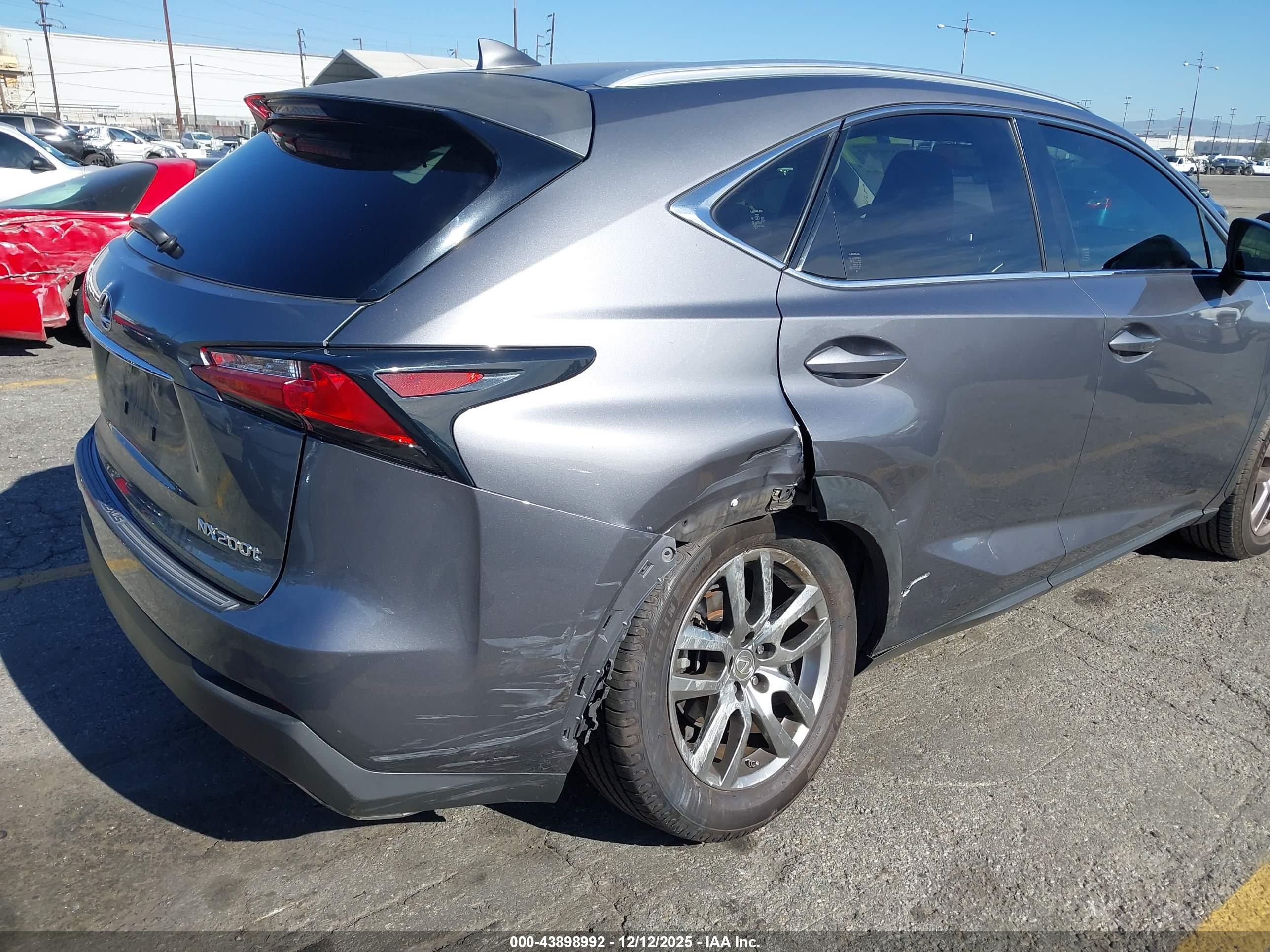 LEXUS NX image 6